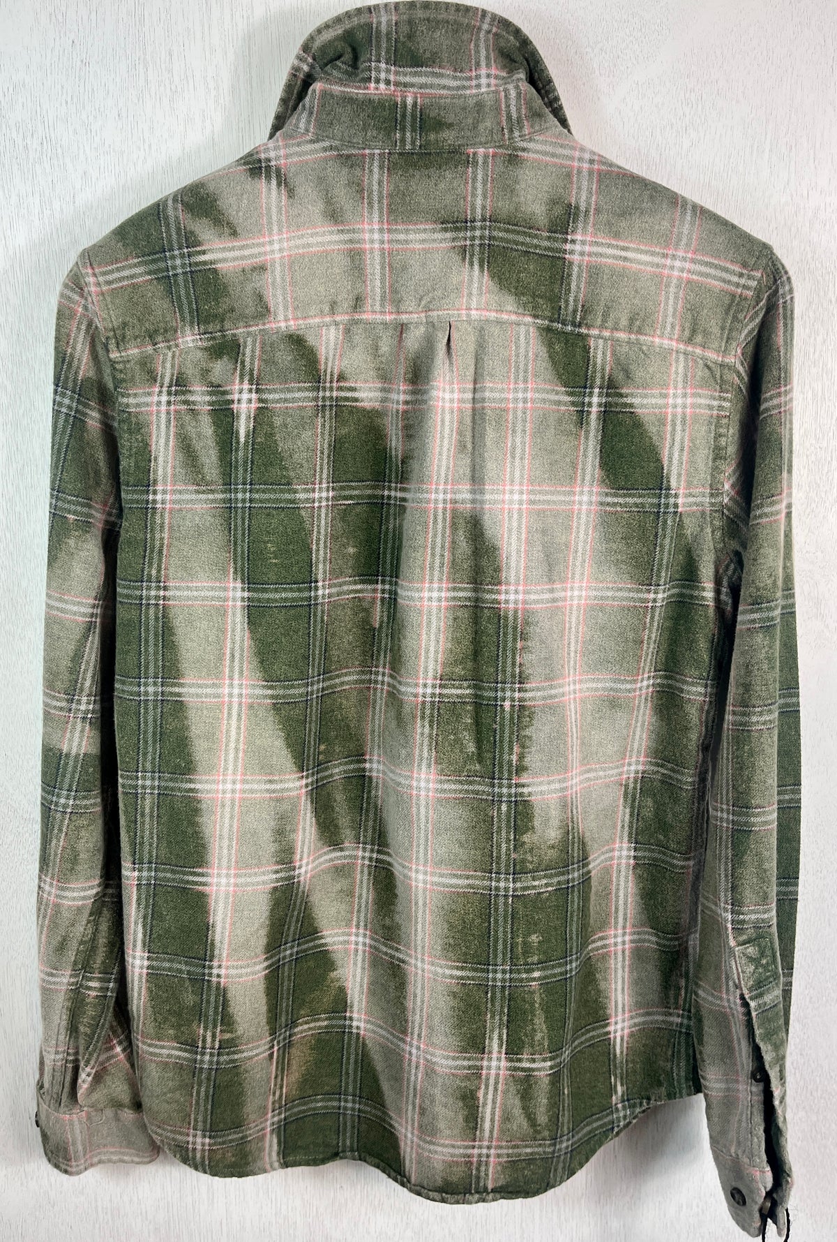 Vintage Army Green, Sage, White and Pink Flannel Size Small