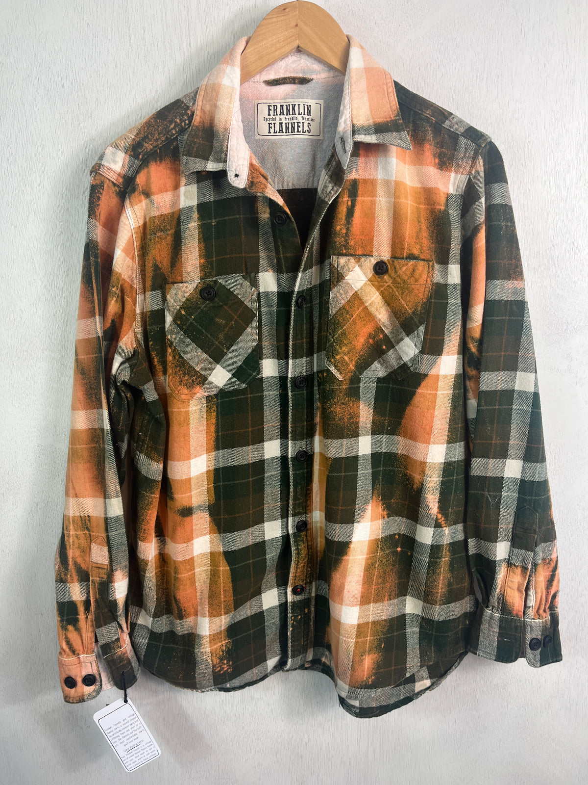 Vintage Dark Green, Gold, White and Black Flannel Size Medium