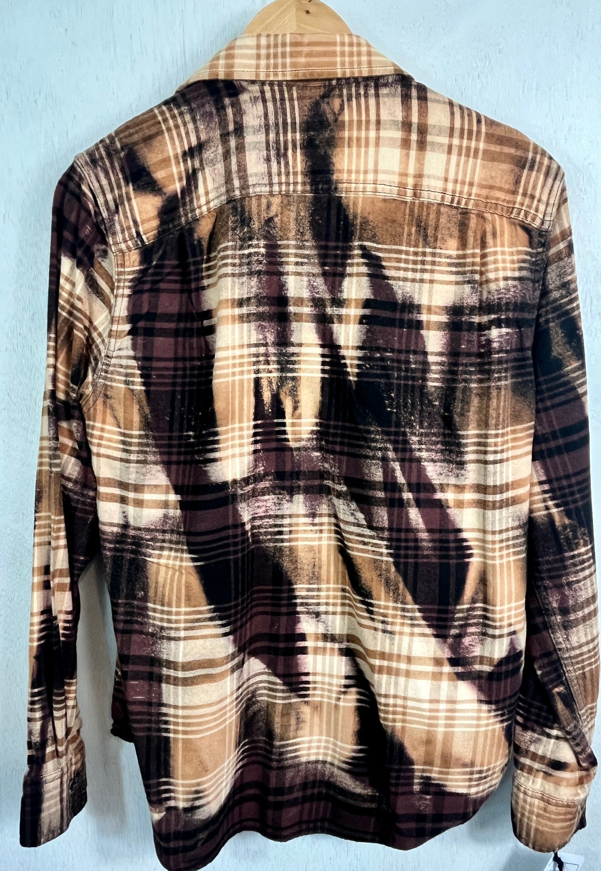 Vintage Chocolate, Black, Brown and Gold Flannel Size Small