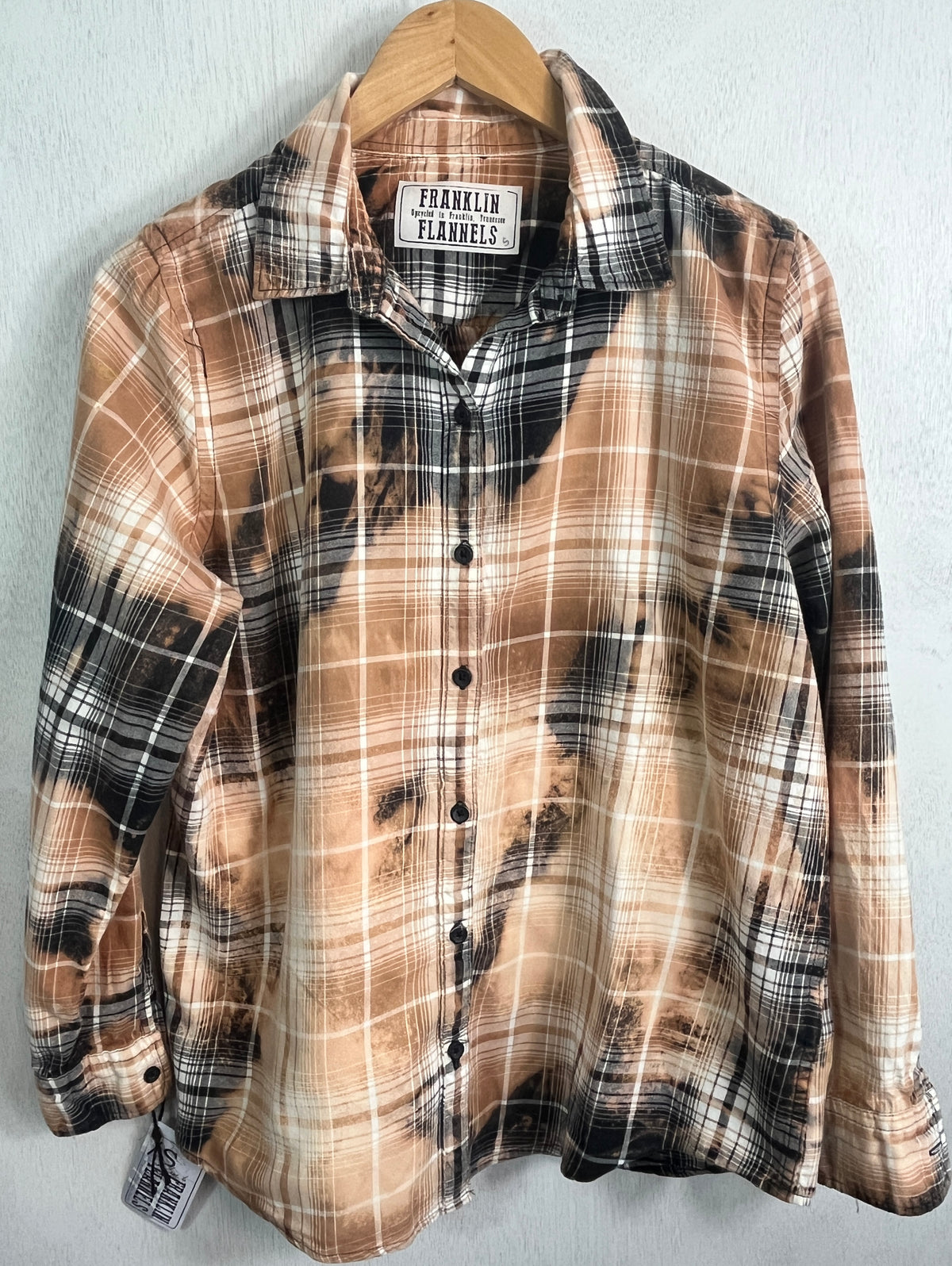 Vintage Black, White and Gold Lightweight Flannel Size XS