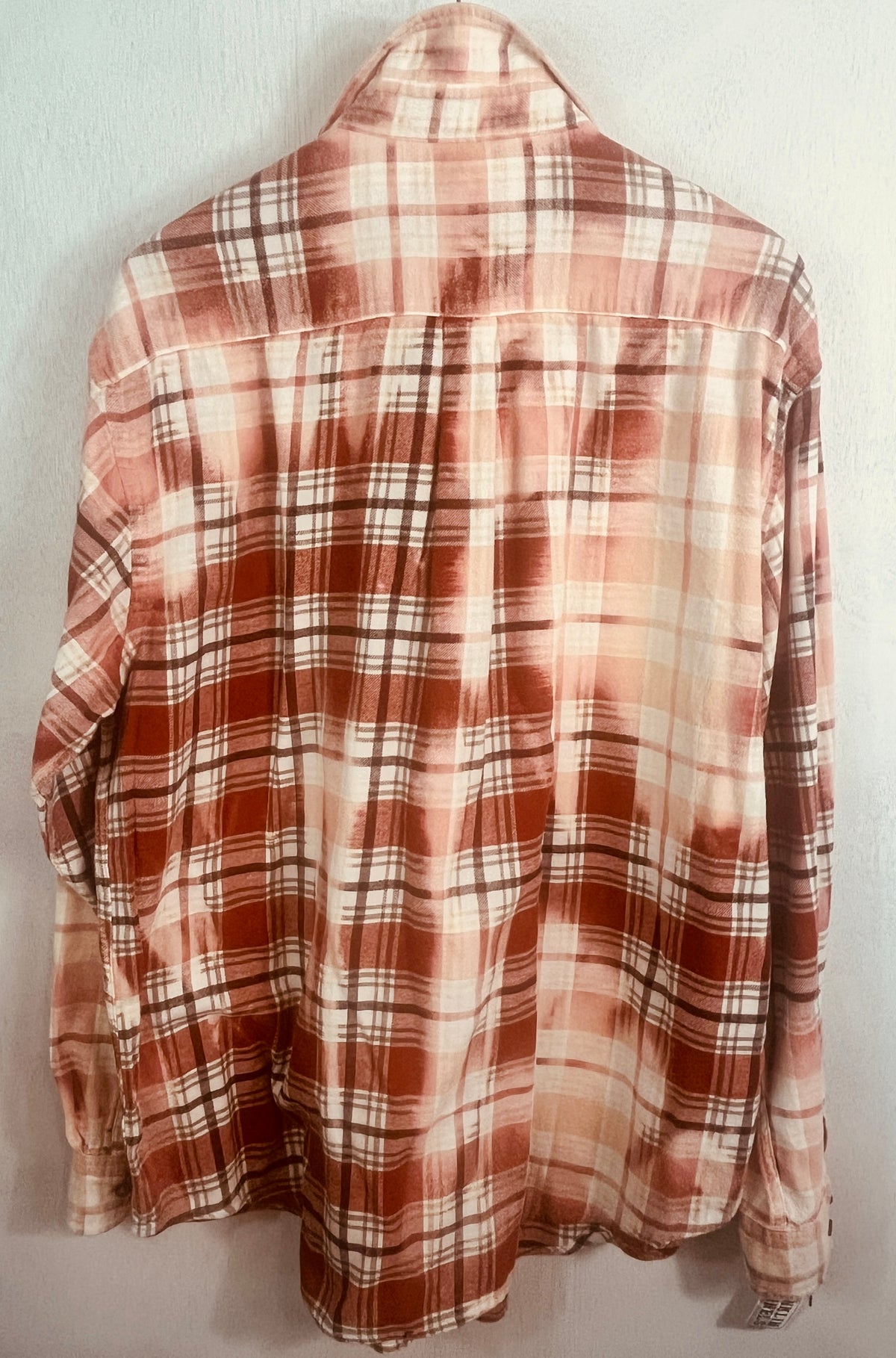 Vintage Brick Red, Black, Peach and White Flannel Size XL
