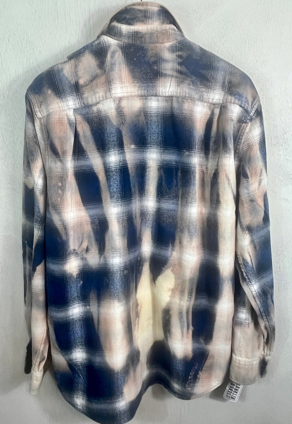 Vintage Navy & Light Blue, Cream and Taupe Flannel Size XL