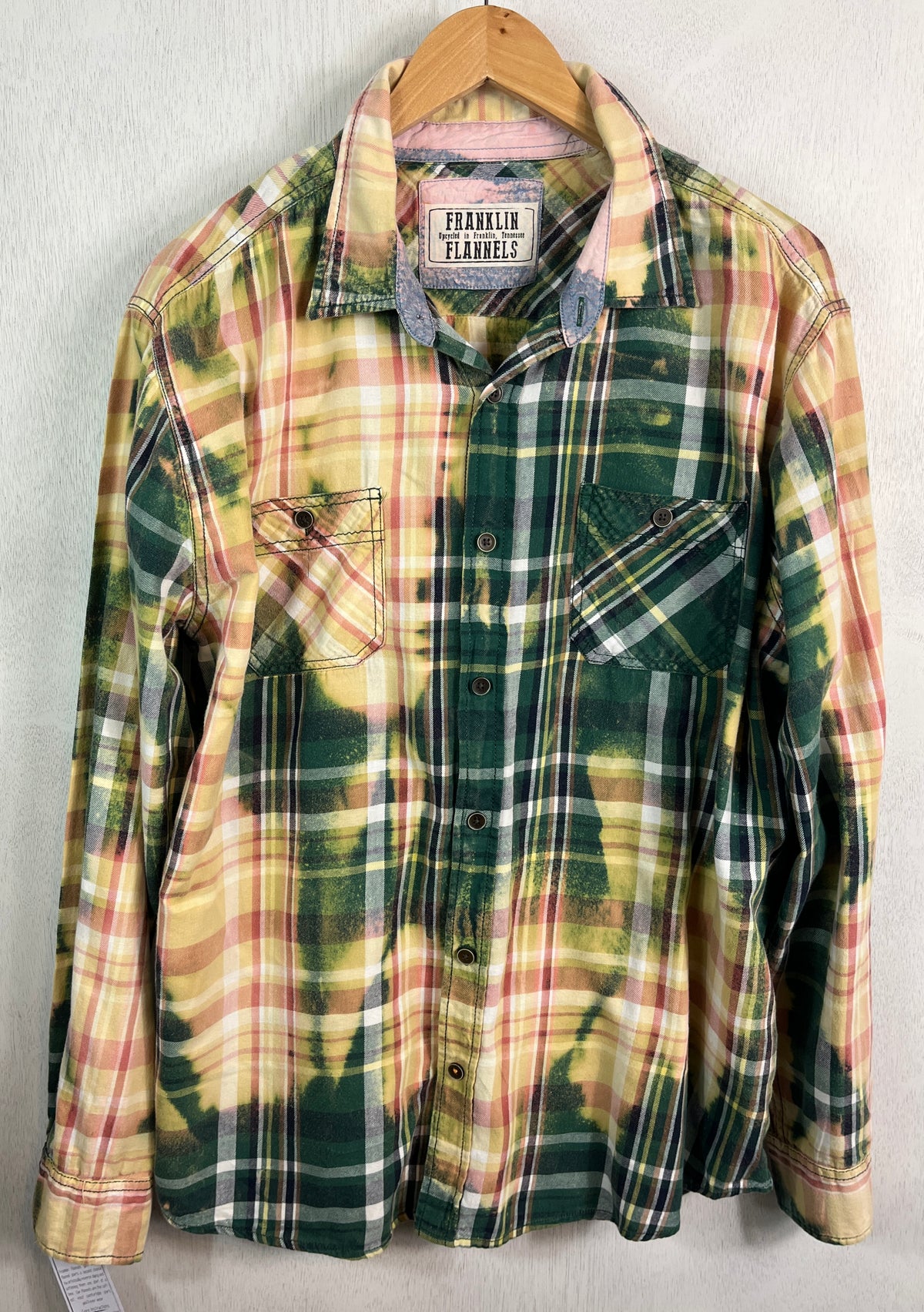 Vintage Green, Yellow, PInk and White Lightweight Flannel Size XL