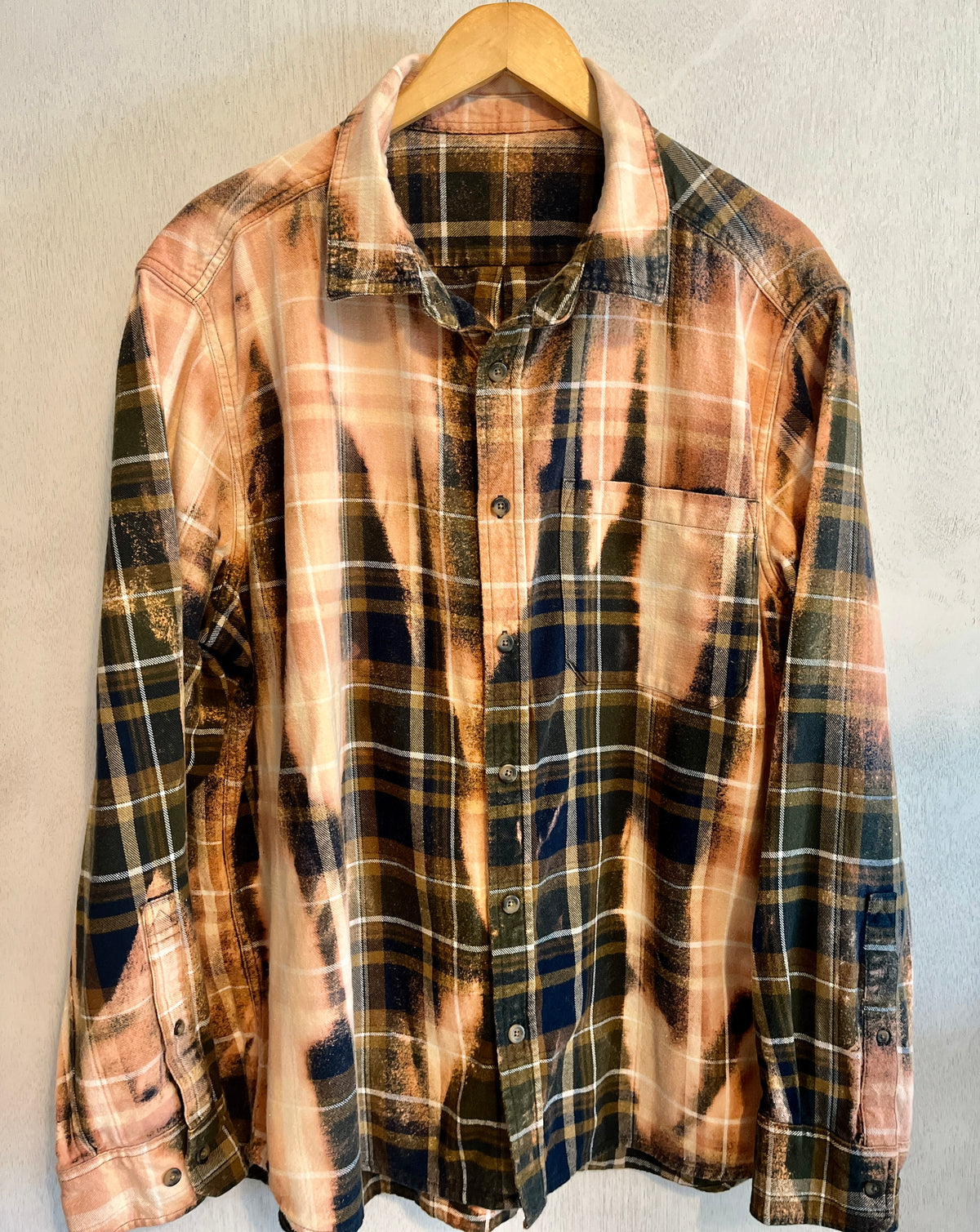 Vintage Navy Blue, Army Green and Gold Flannel Size XL