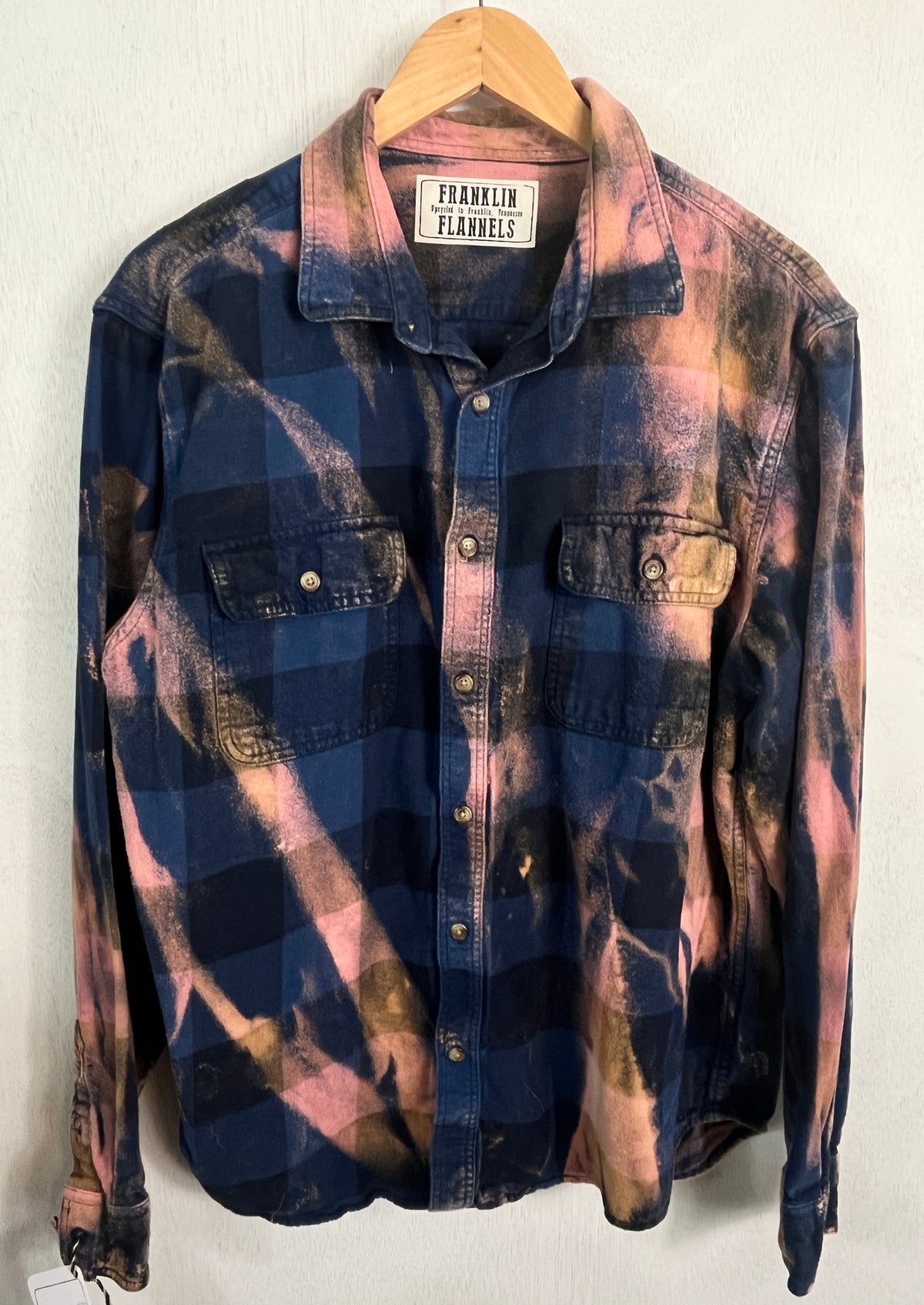 Vintage Navy, Black and Pink Flannel Size Large
