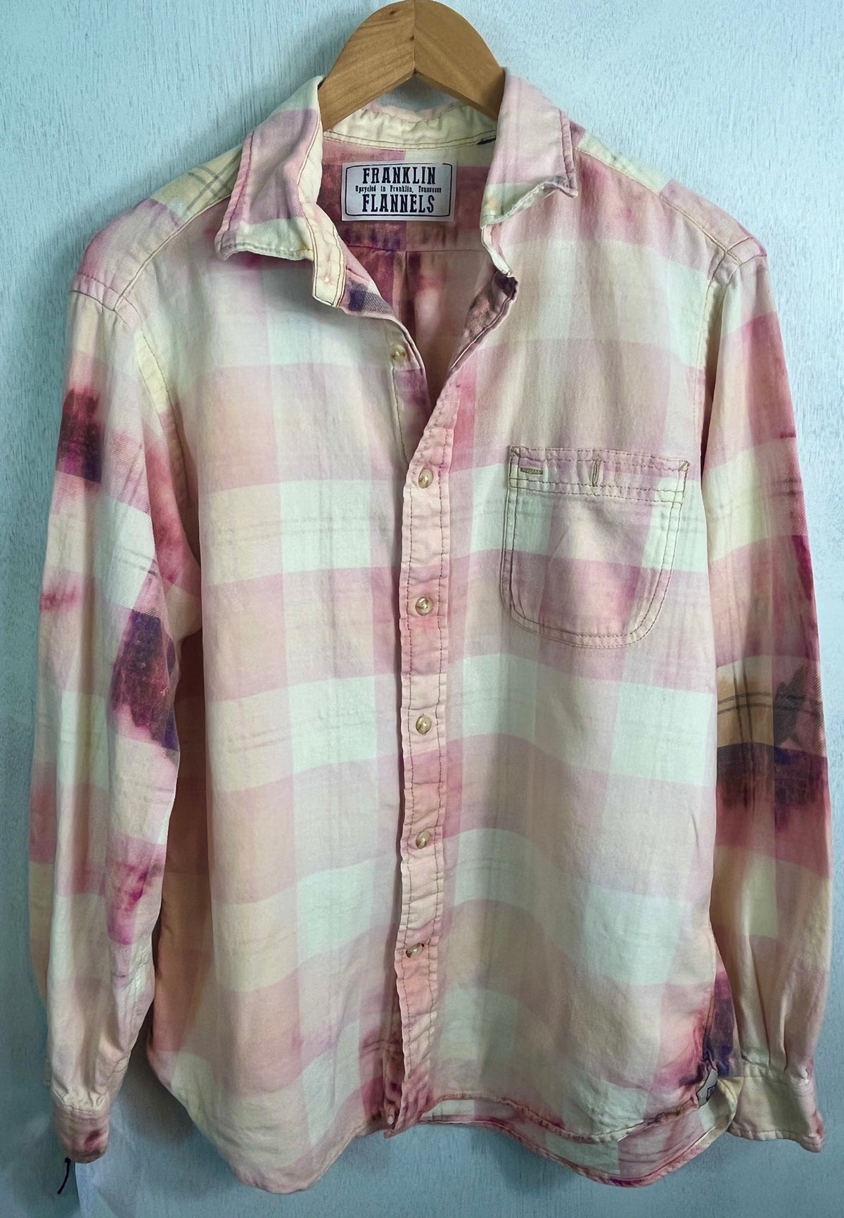 Vintage Pale Pink, Light Yellow and Cream Flannel Size Medium