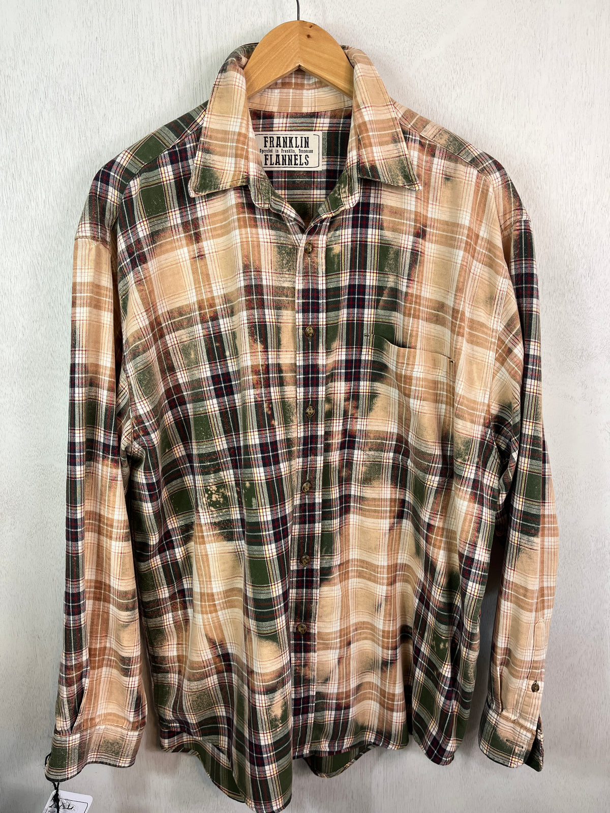 Vintage Green, Gold, White and Red Lightweight Cotton Size XXL