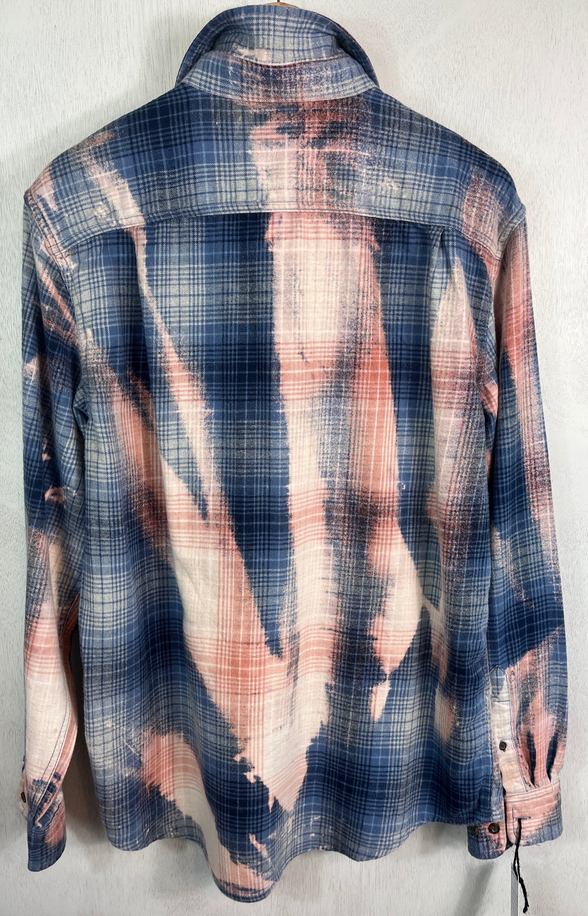 Vintage Light Blue, Pink and White Flannel Size XL