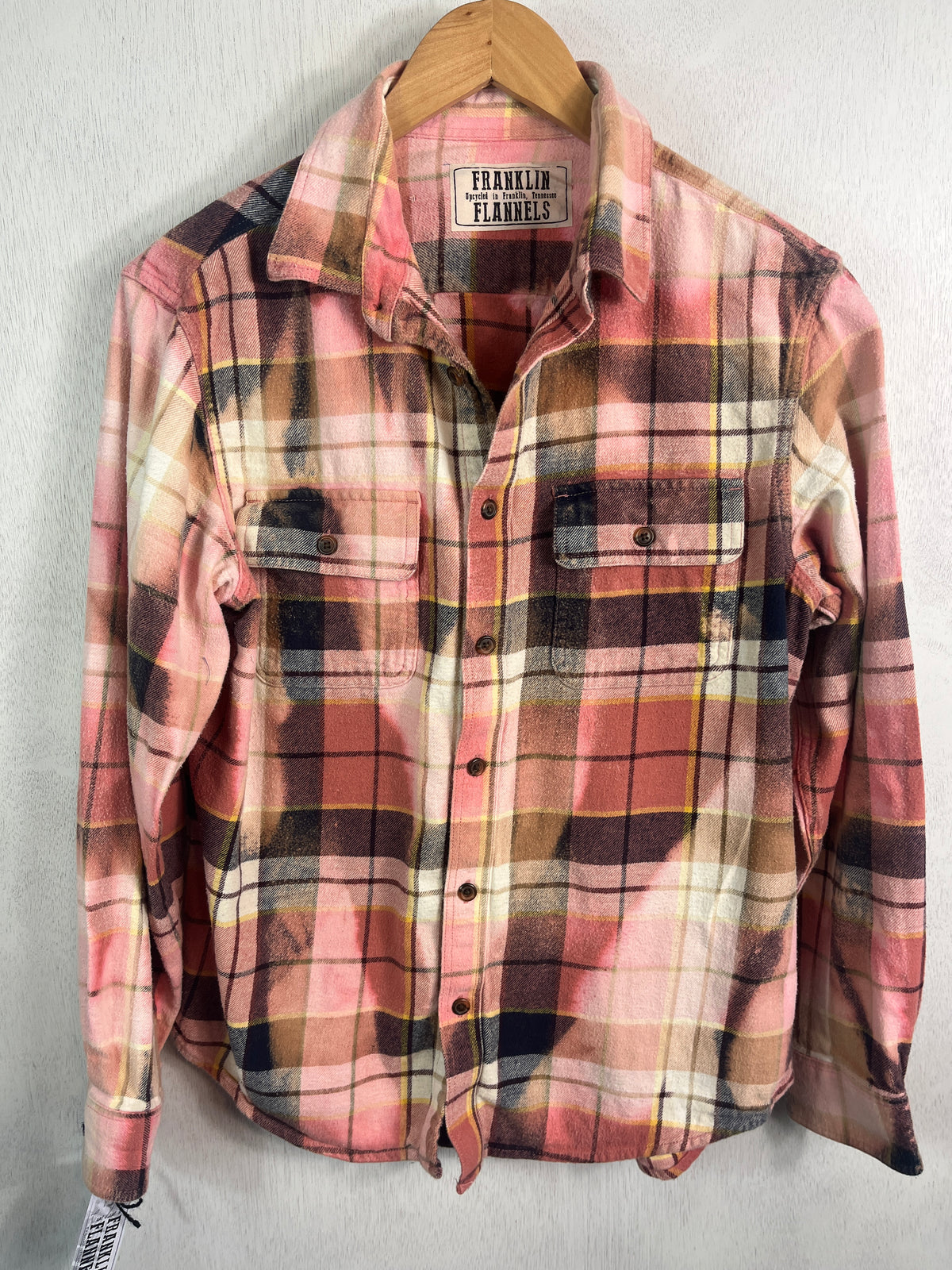 Vintage Pink, White, Black and Light Yellow Flannel Size Small