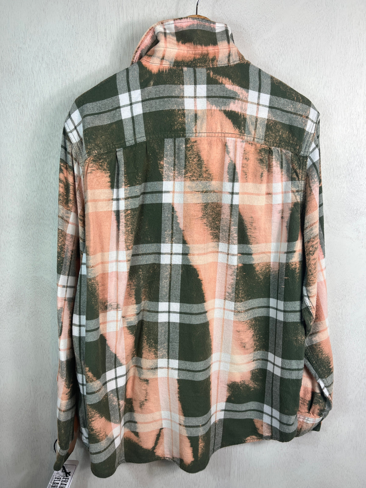 Vintage Green, White and Peach Flannel Size Large