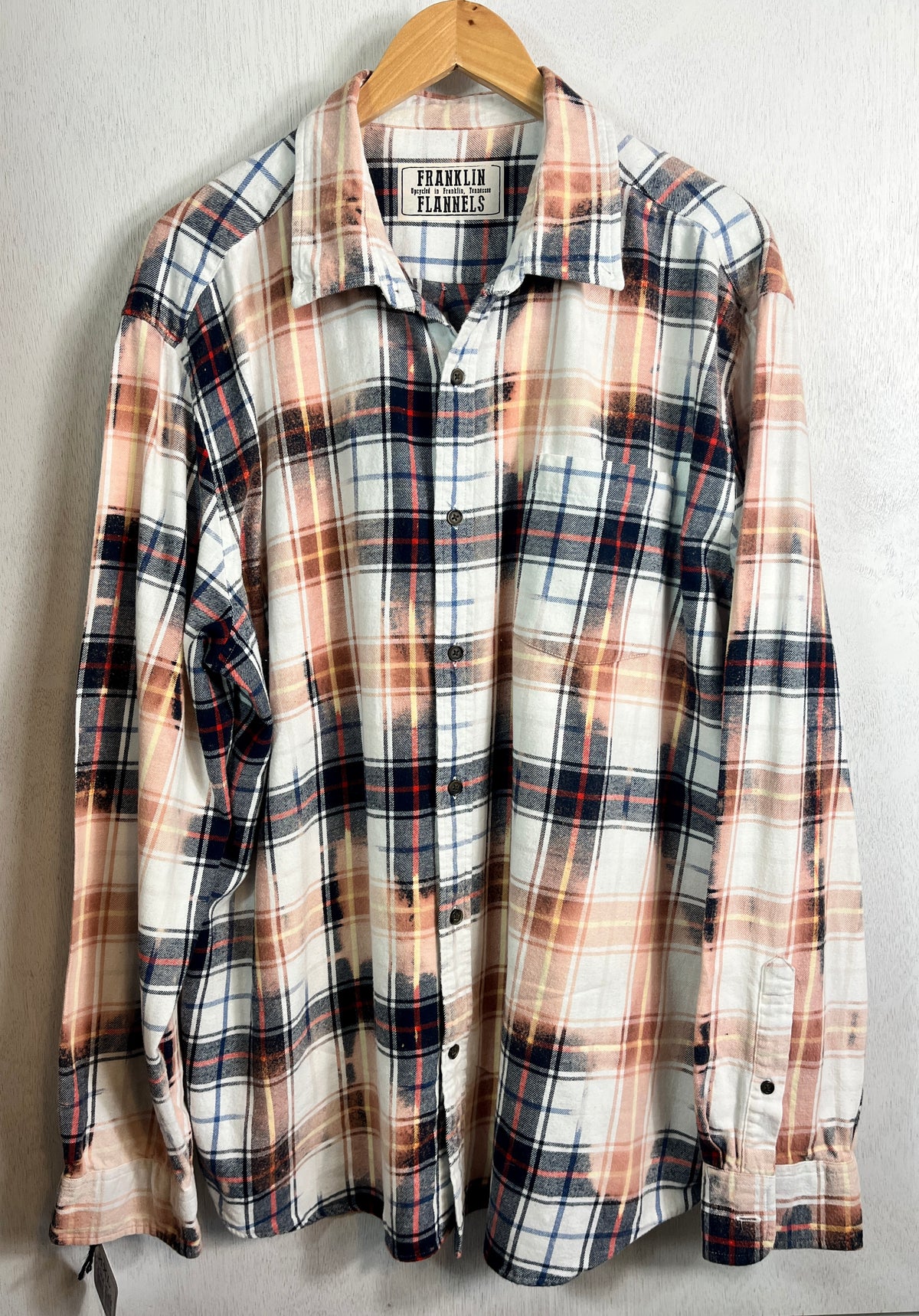 Vintage Navy, Red, White and Peach Flannel Size XXL