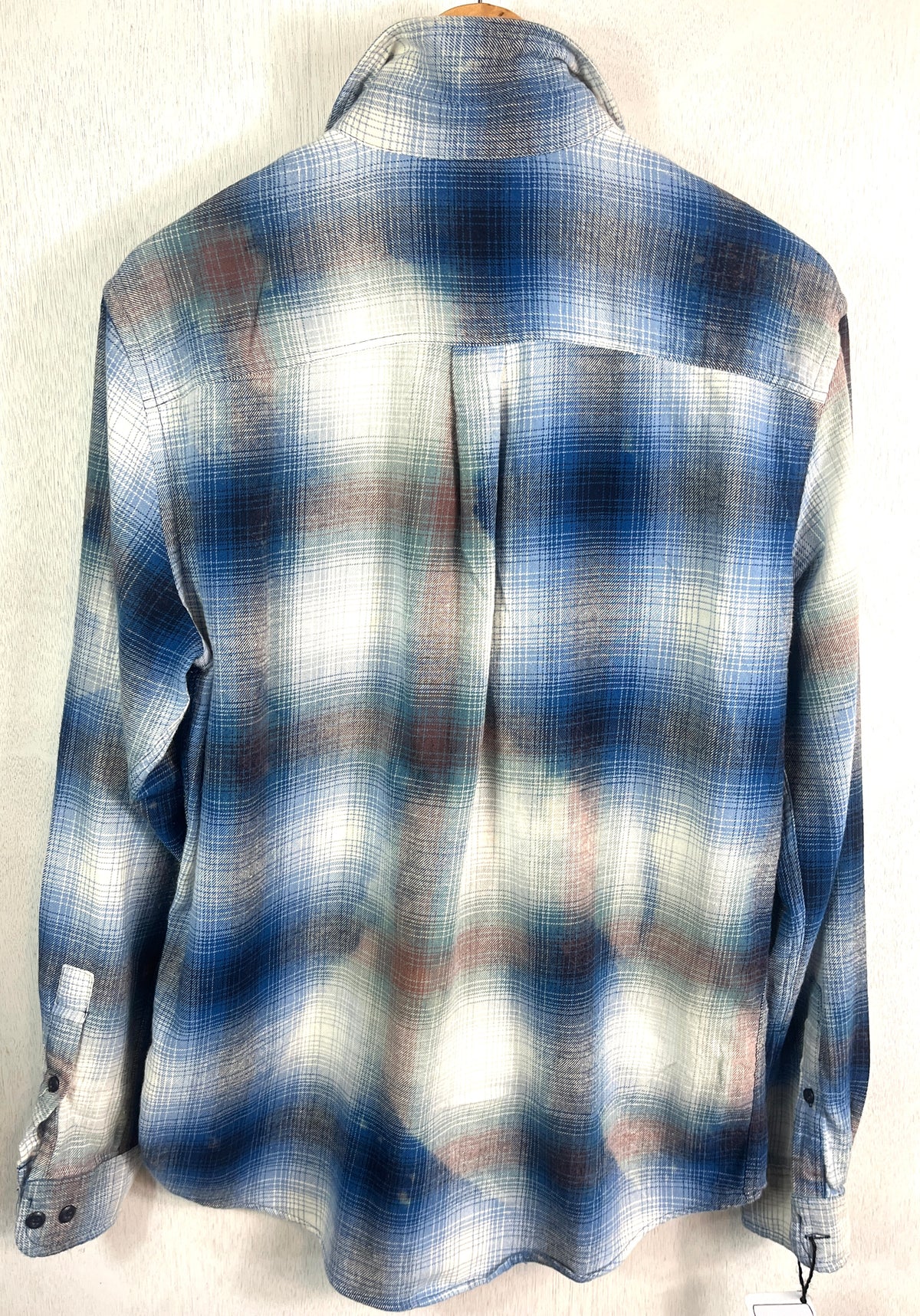 Vintage Blue, White, Grey and Teal Flannel Size Medium