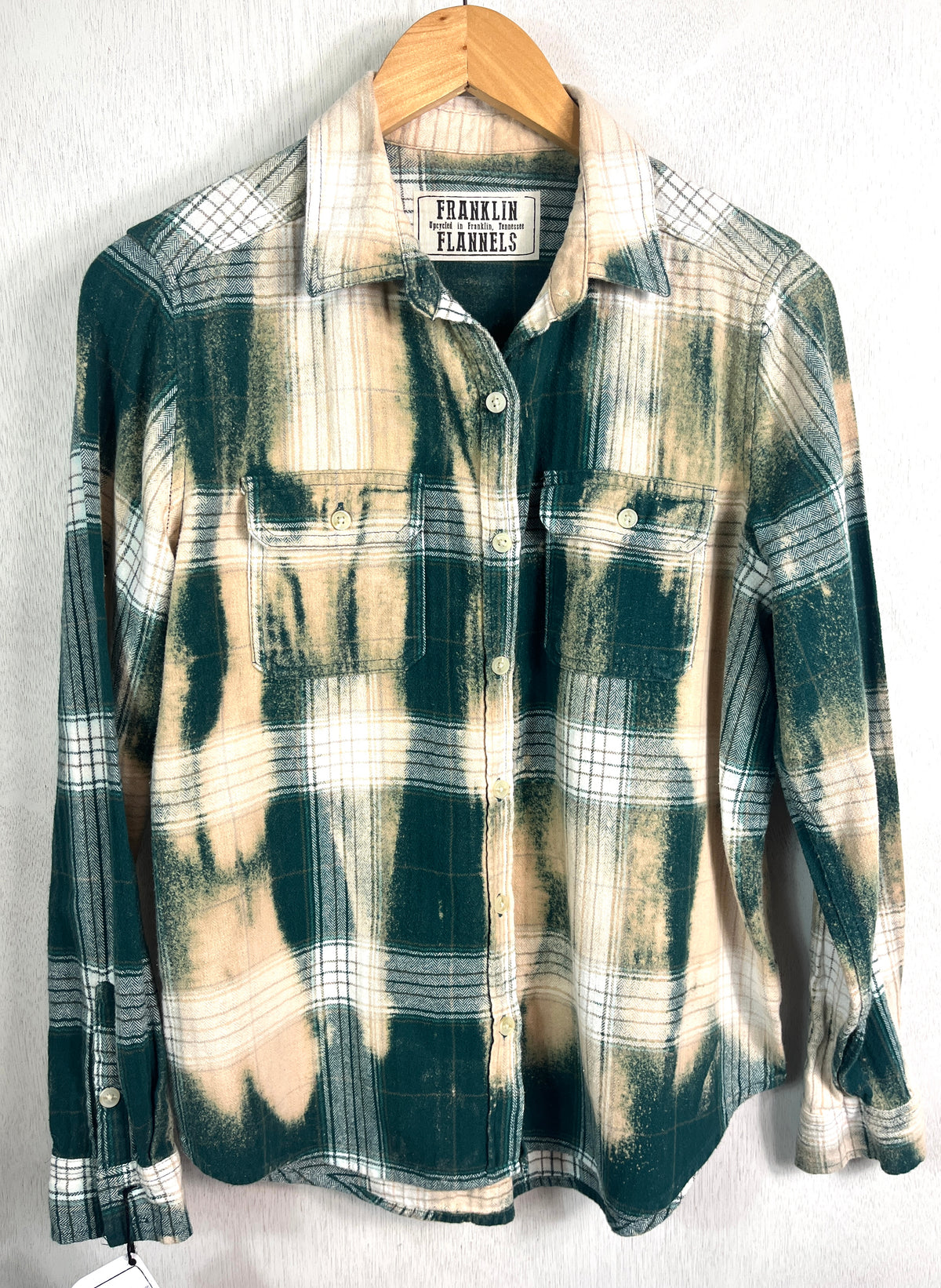 Vintage Green, Cream and White Flannel Size Small