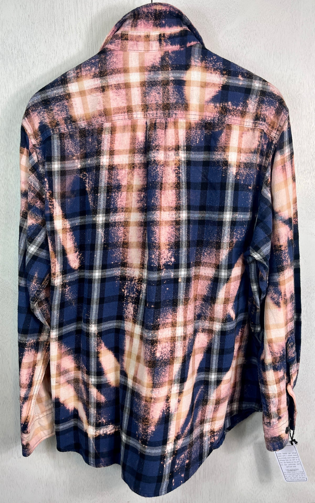 Vintage Navy Blue, Black, White, Gold and Pink Flannel Size Large