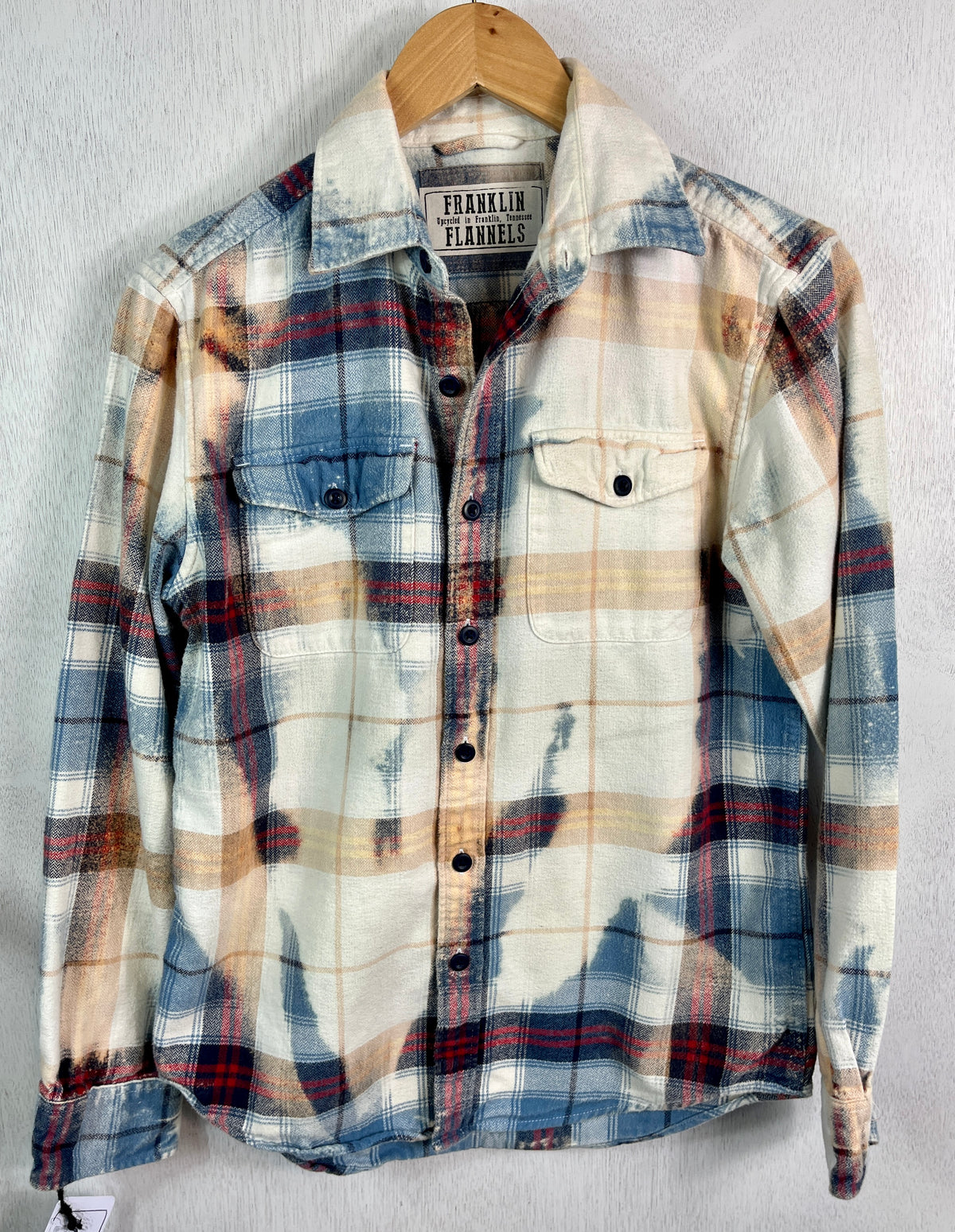 Vintage Light Blue, Red, Cream and Black Flannel Size Small