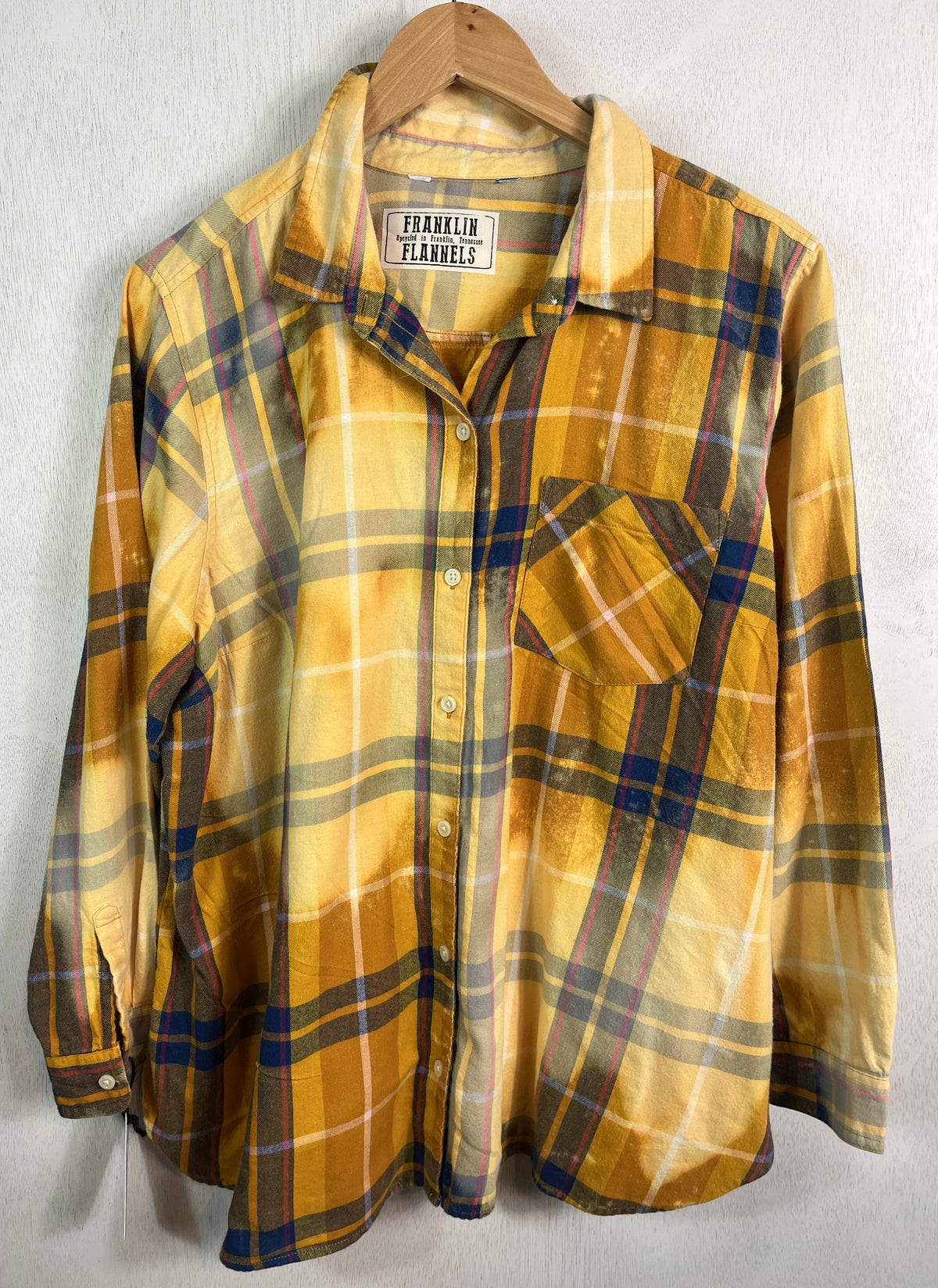 Vintage Mustard Yellow, Navy Blue and White Lightweight Flannel Size XL