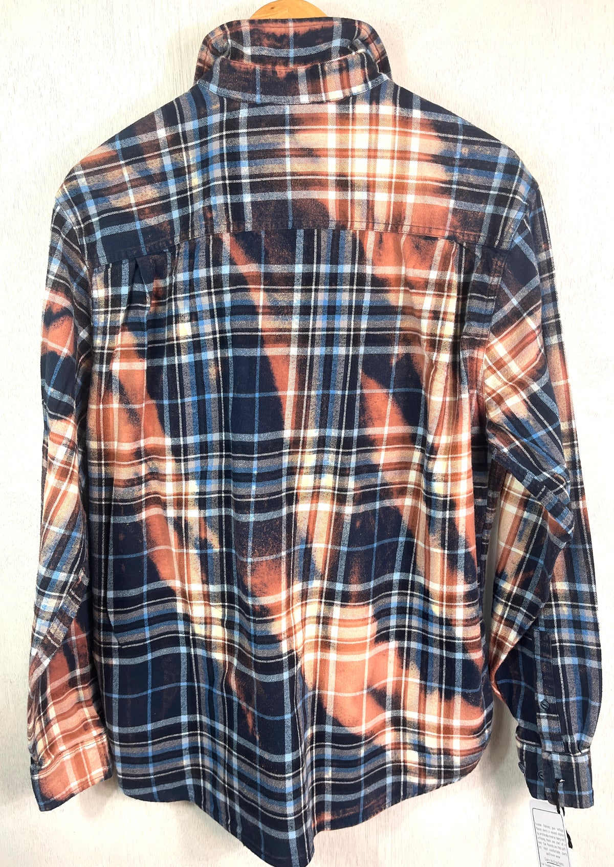 Vintage Navy, White, Light Blue and Dusty Rose Flannel Size Large