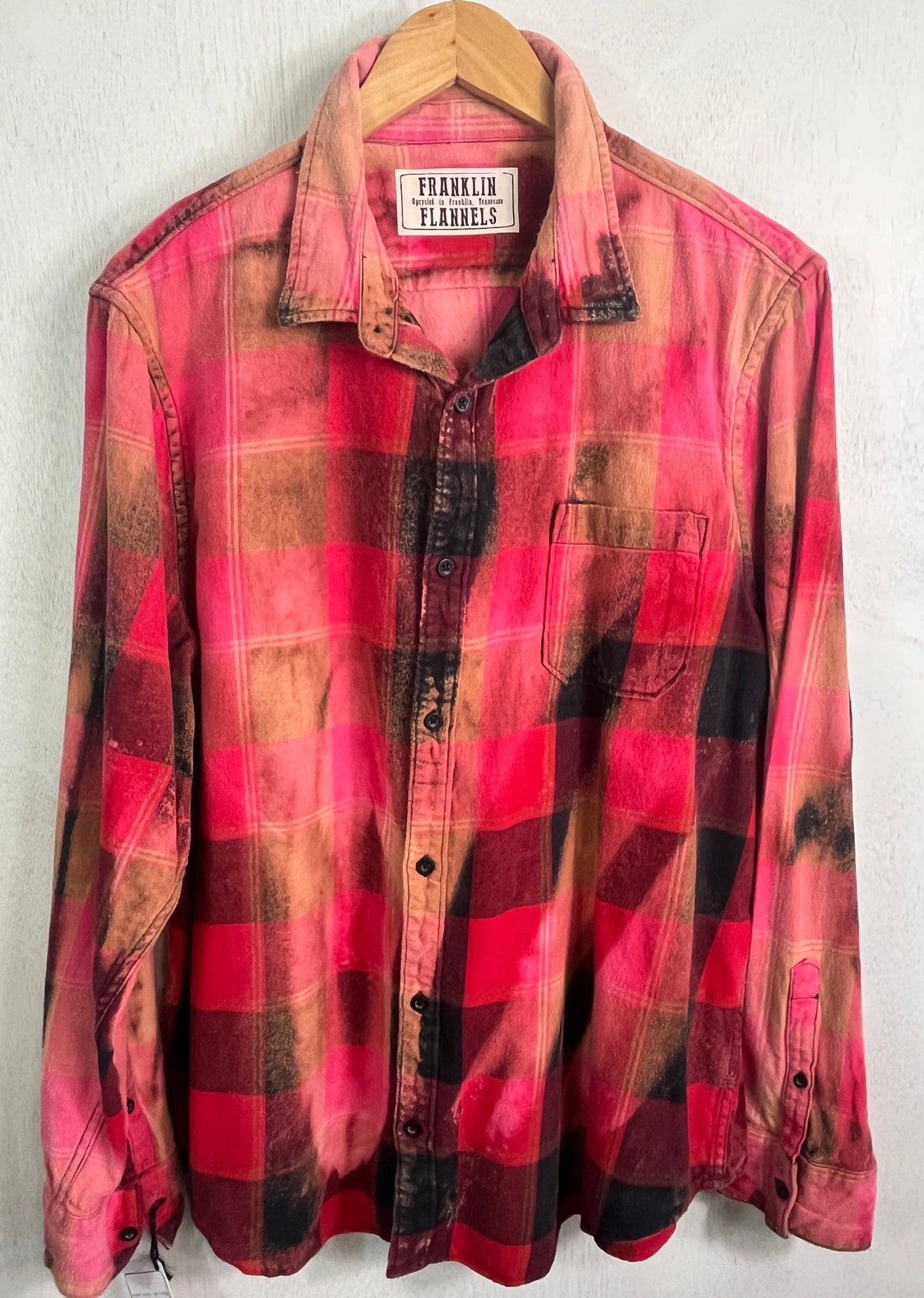 Vintage Red, Black, Pink and Gold Flannel Size Large