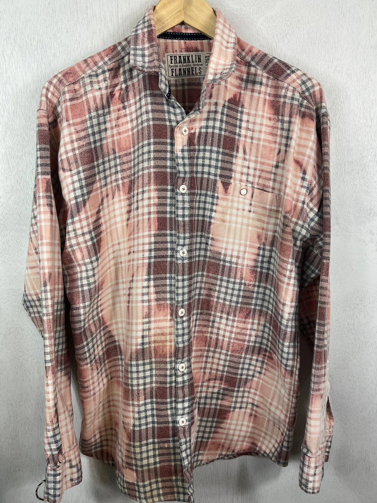 Vintage Pink, Grey and Cream Flannel Size XL