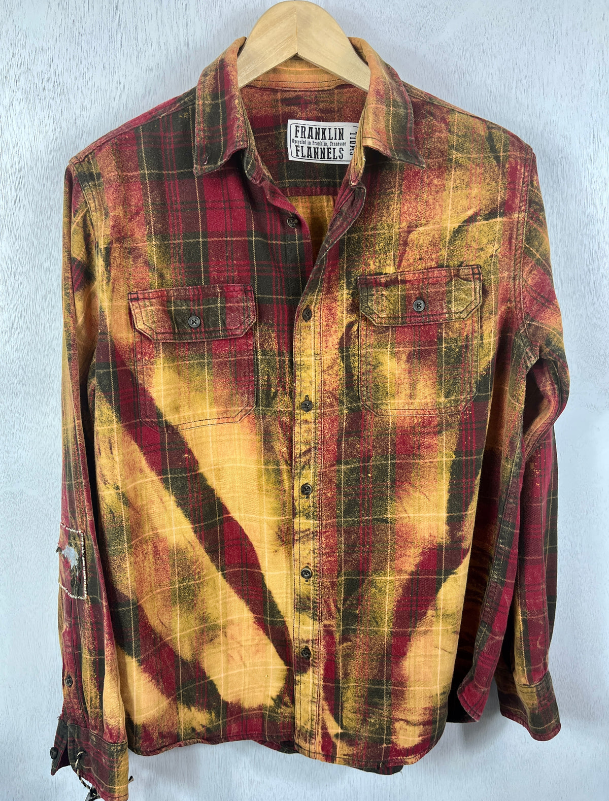 Vintage Red, Black and Gold Flannel Size Small