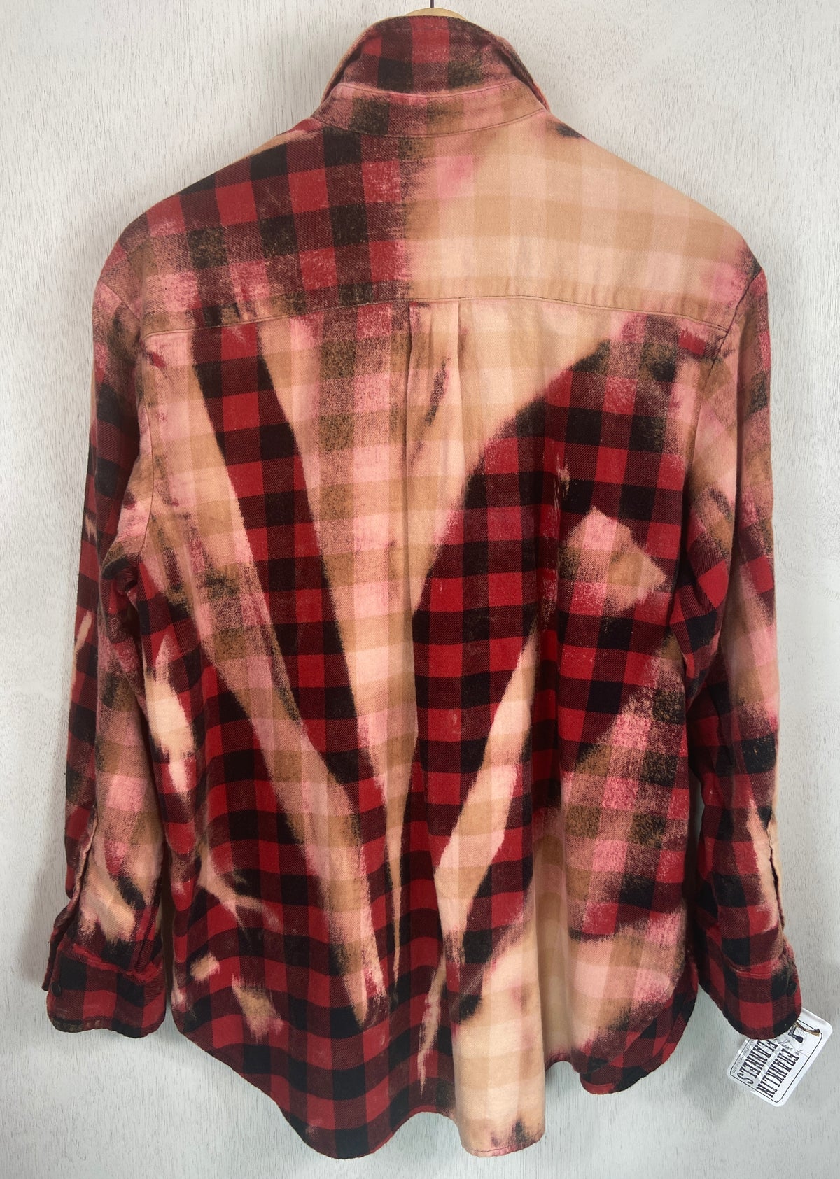 Vintage Red, Black and Peach Flannel Size Large