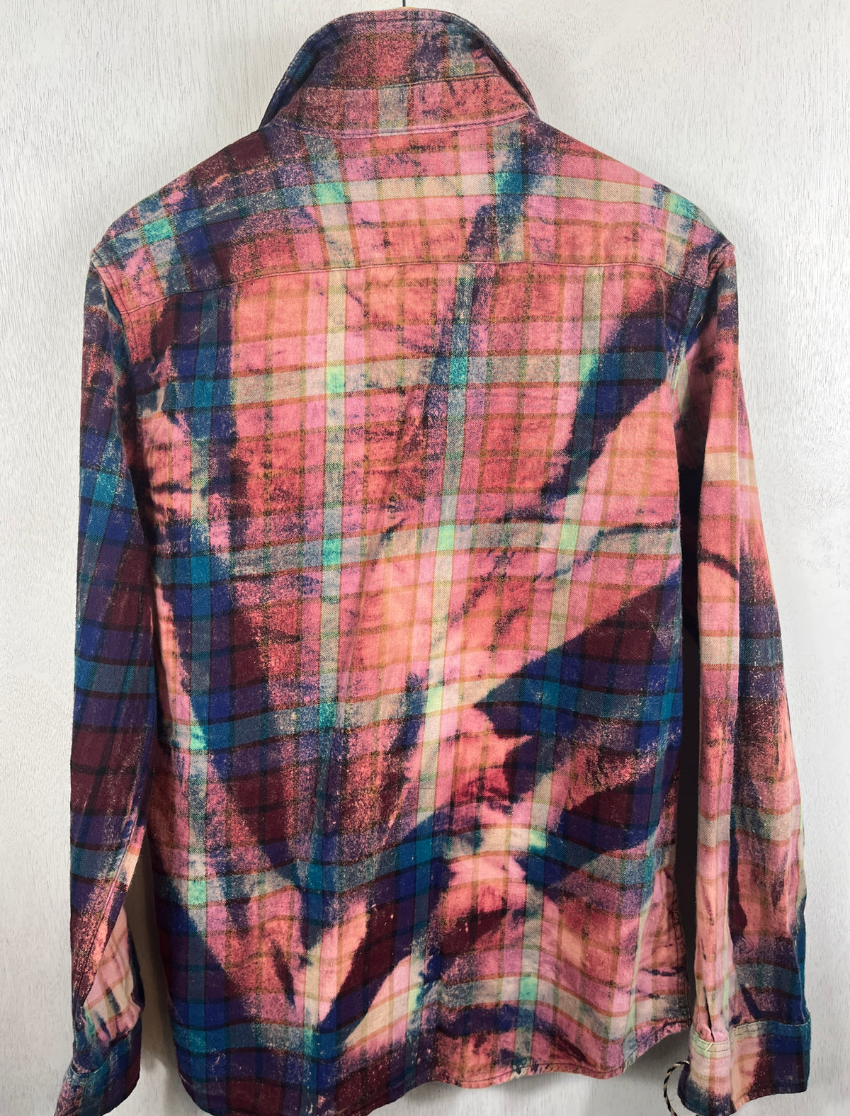 Vintage Purple, Turquoise, Pink and Peach Flannel Size Large
