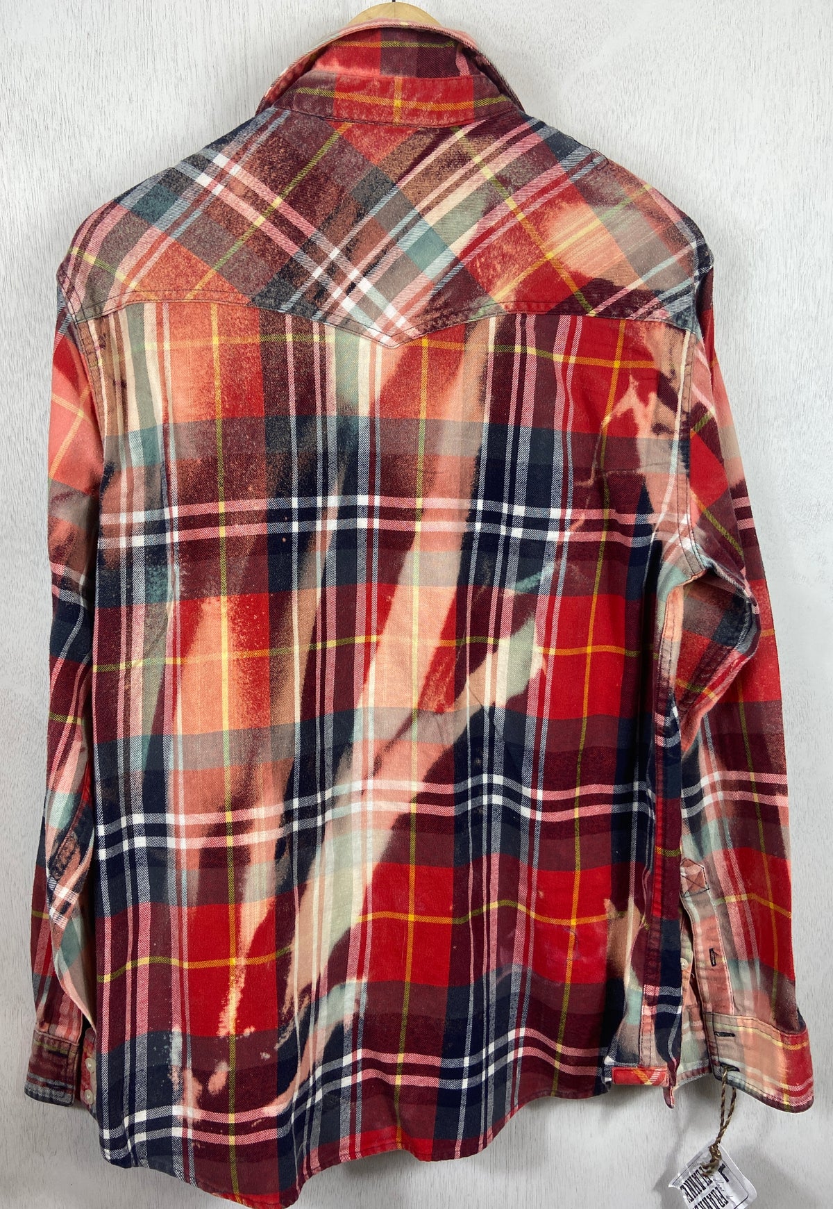 Vintage Red, Blue, Yellow and White Size Large