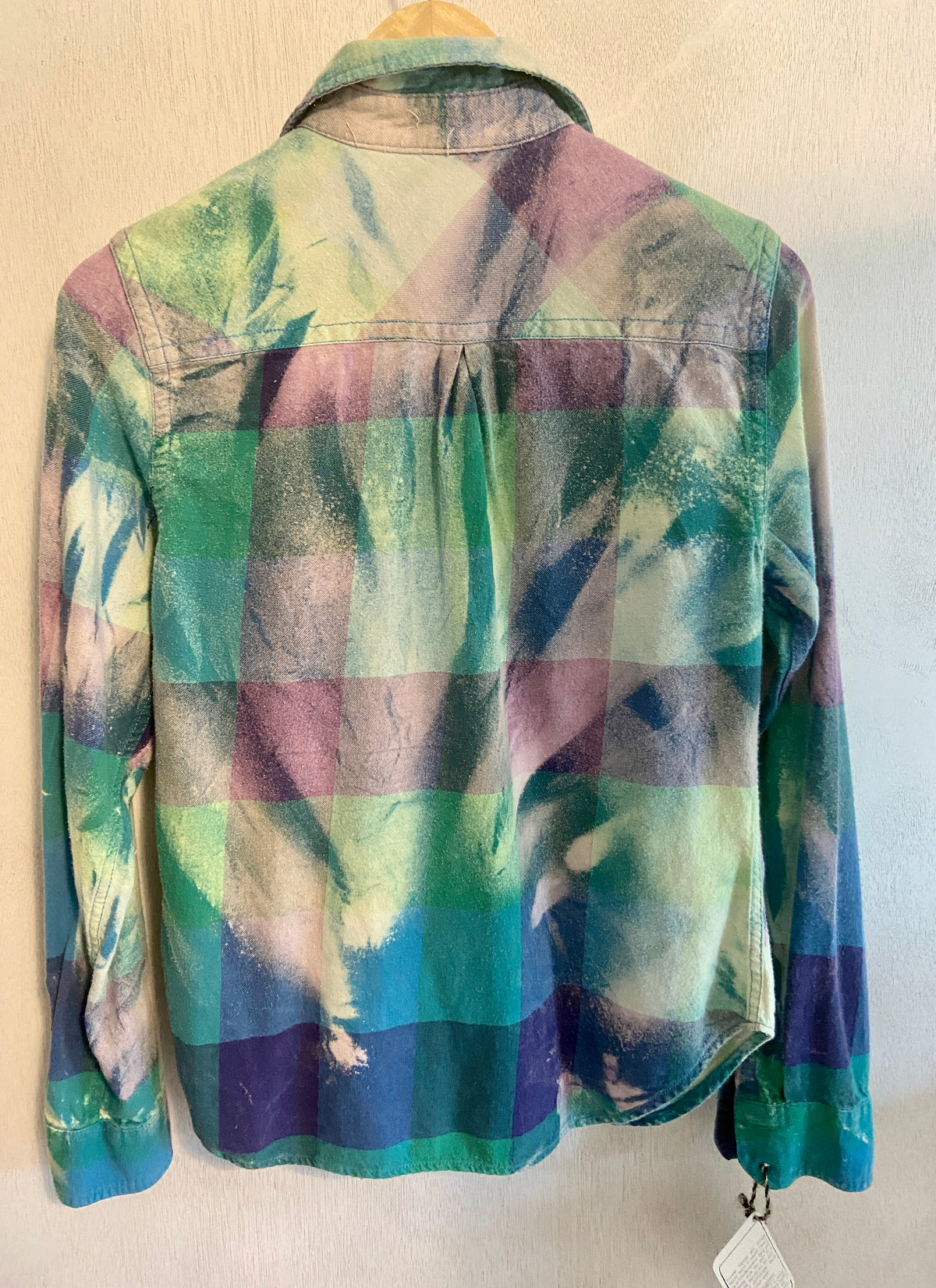 Vintage Turquoise, Lavender and Royal Blue Flannel Size Youth Large