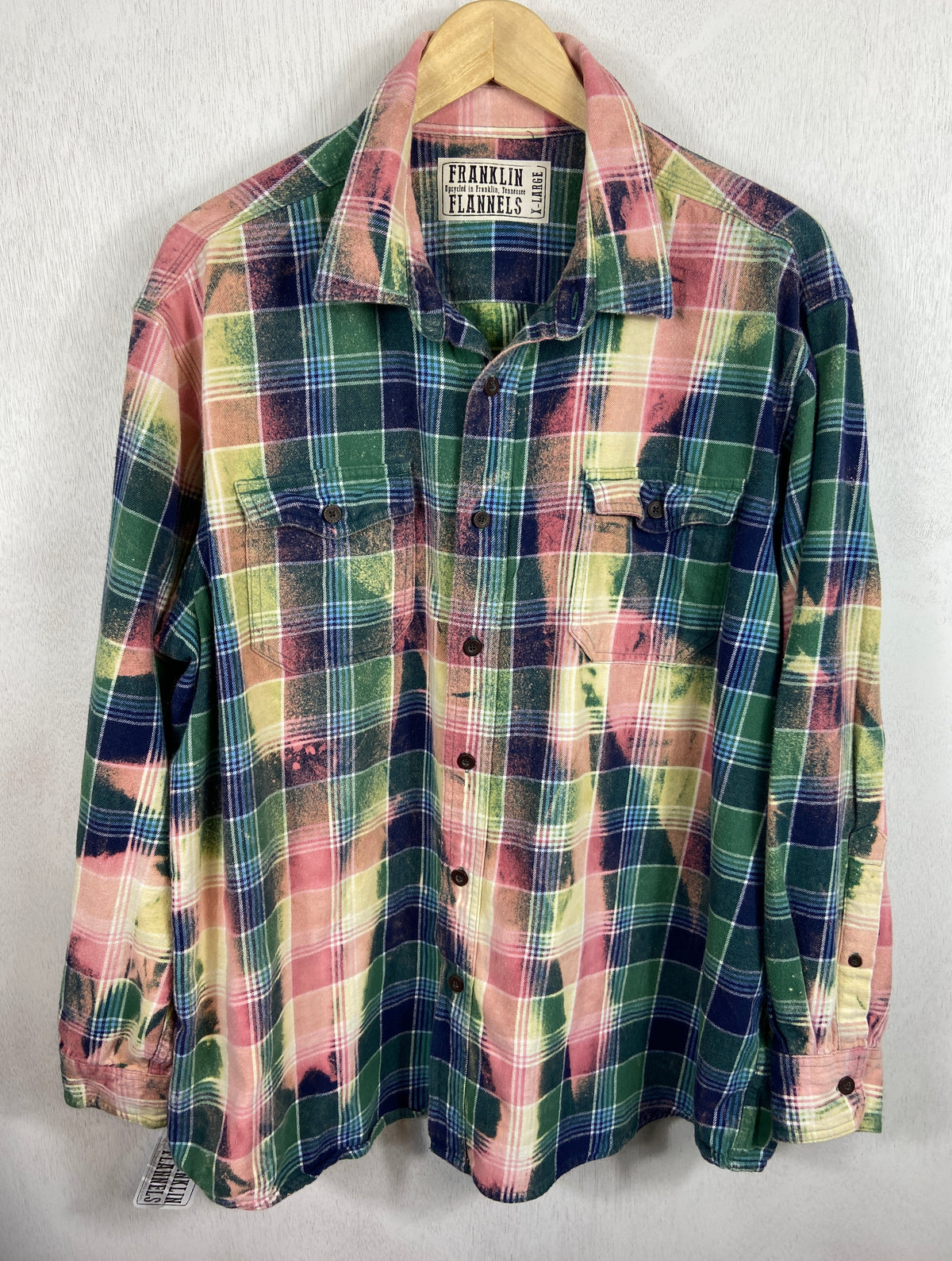 Vintage Green, Blue, Pink and Light Yellow Flannel Size XL