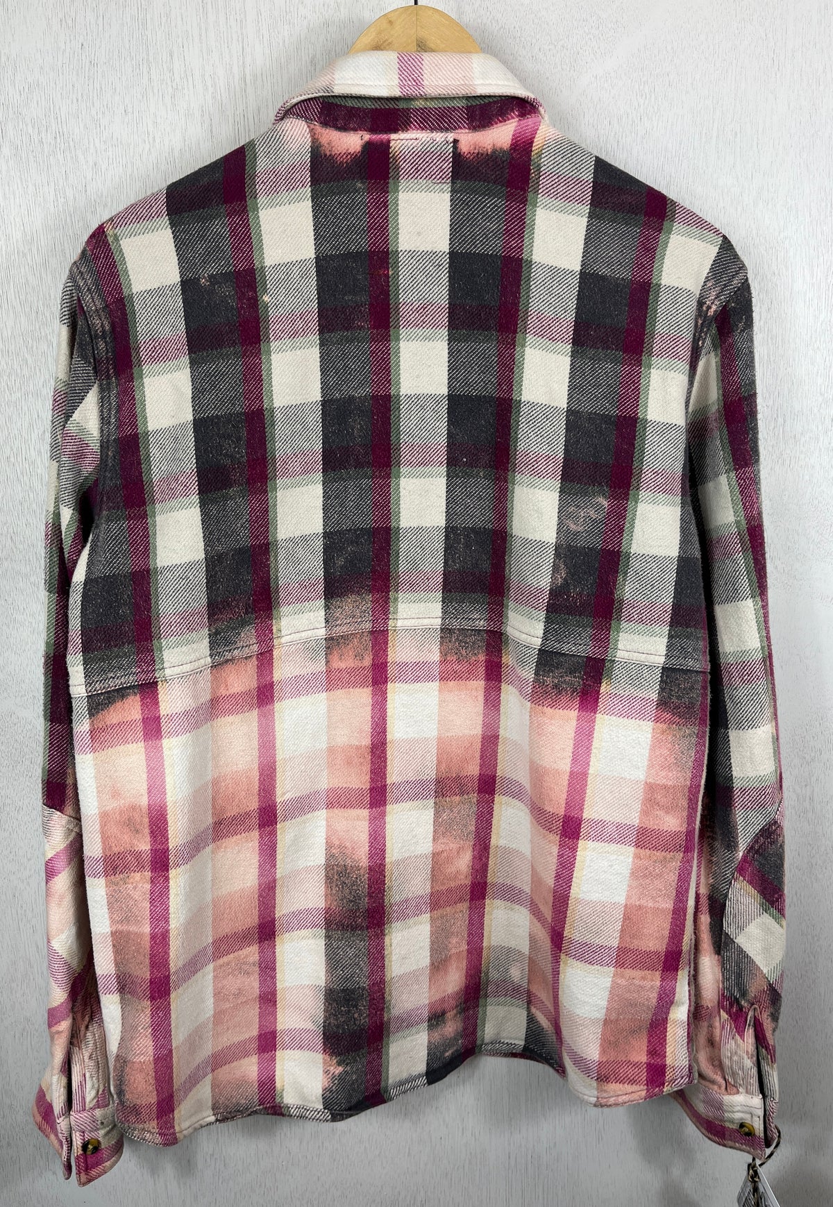 Vintage Grey, White and Pink Flannel Size Medium