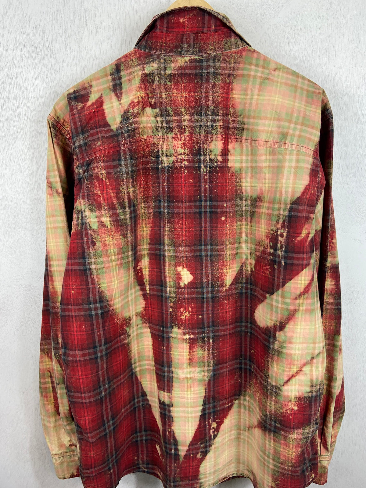 Vintage Red, Gold and Green Lightweight Cotton Size XL