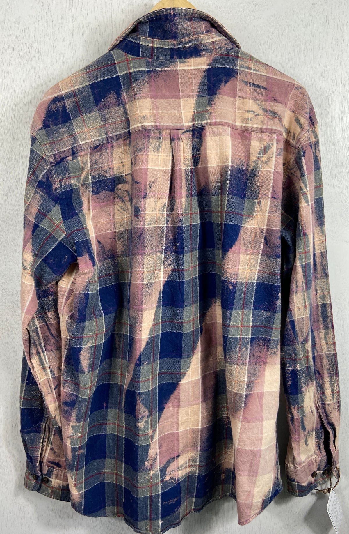 Vintage Navy Blue, Pink and Cream Flannel Size XL Tall