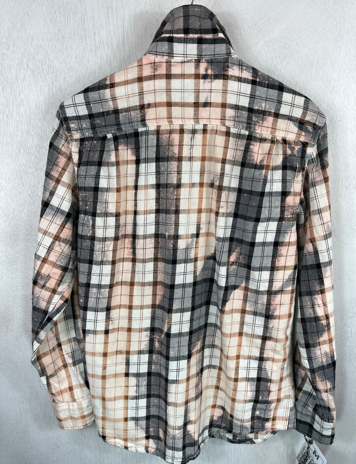 Vintage Grey, Pink and White Flannel Size Medium