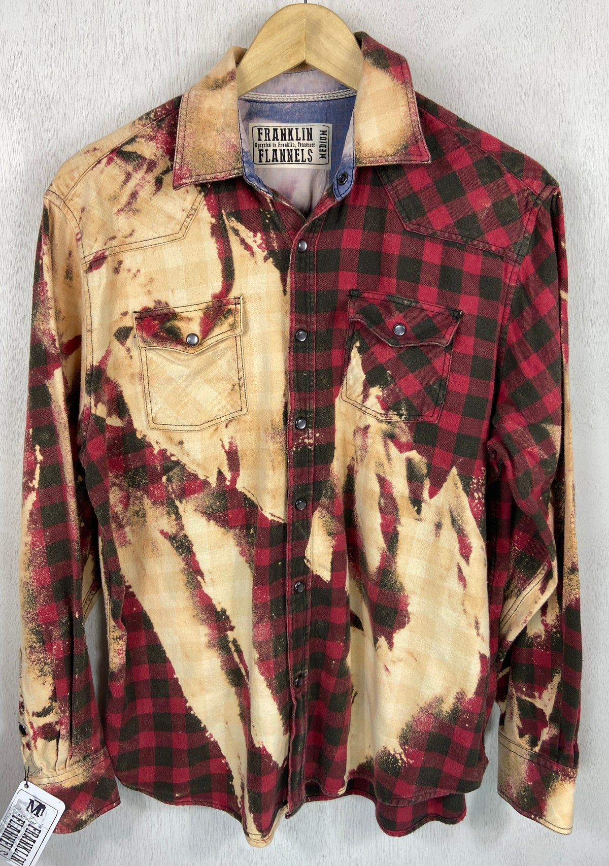 Vintage Western Style Red, Black and Gold Flannel Size Medium
