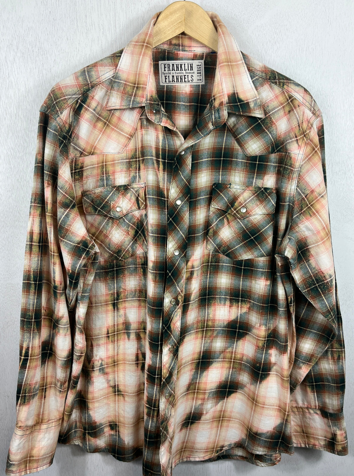 Vintage Western Style Dark Green, Peach and Brown Flannel Size XL