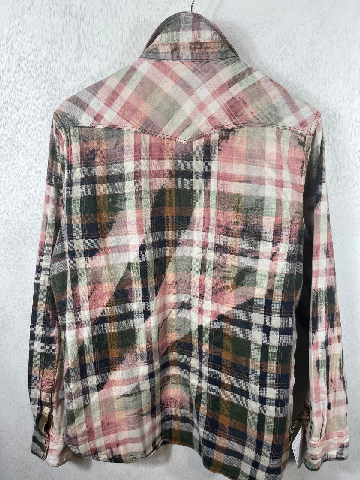 Vintage Western Style Green, Pink and White Flannel Size Medium
