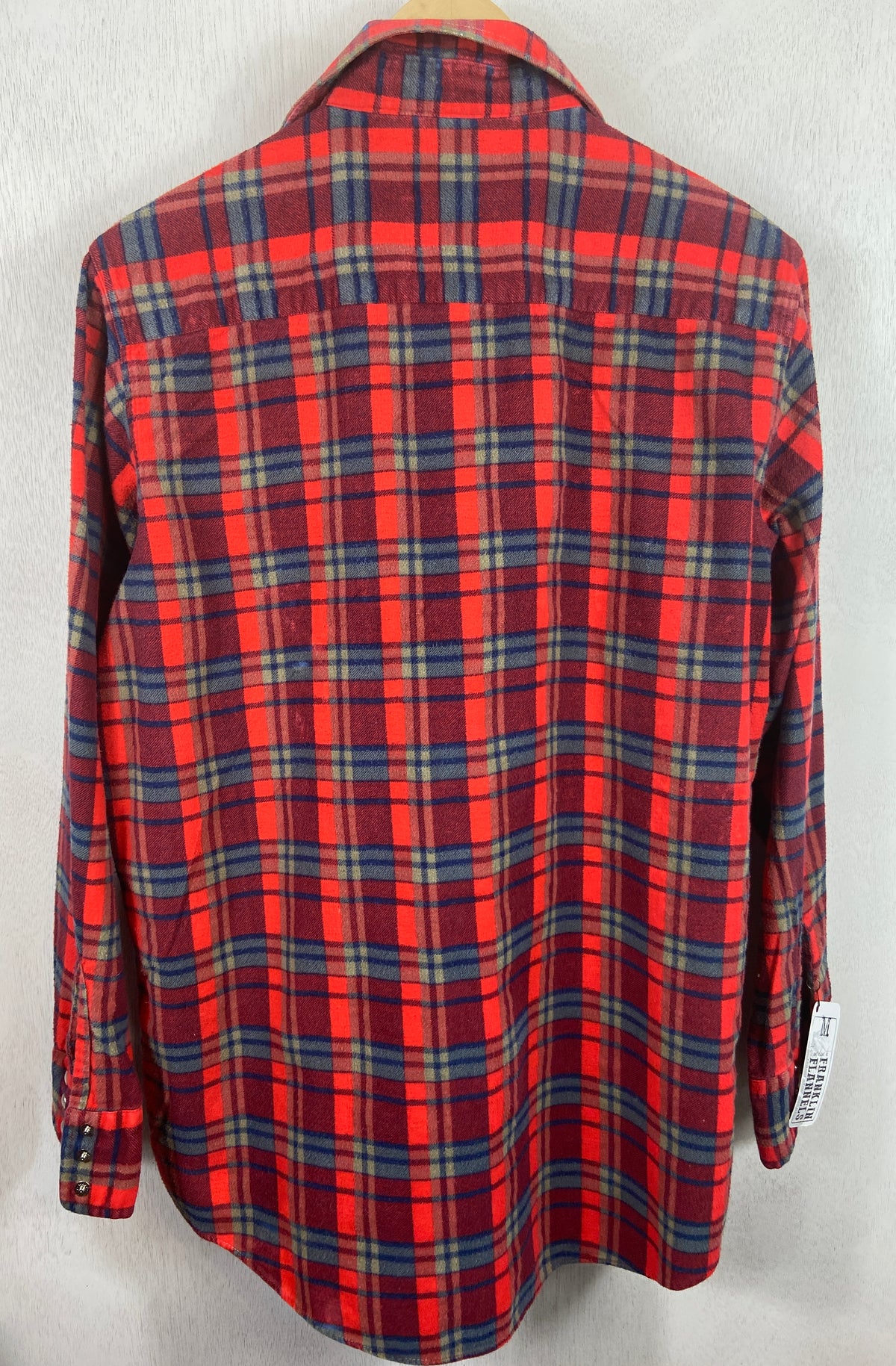 Vintage Retro Western Style Red, Grey and Blue Flannel Size Medium
