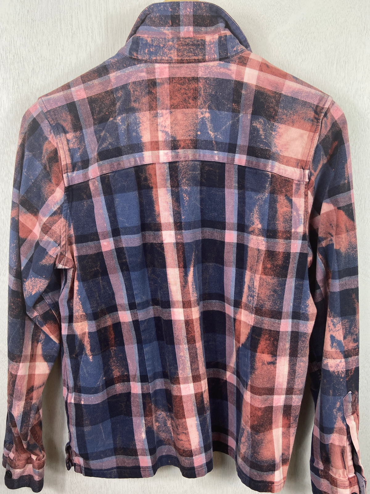 Vintage Navy Blue and Pink Flannel Size XS
