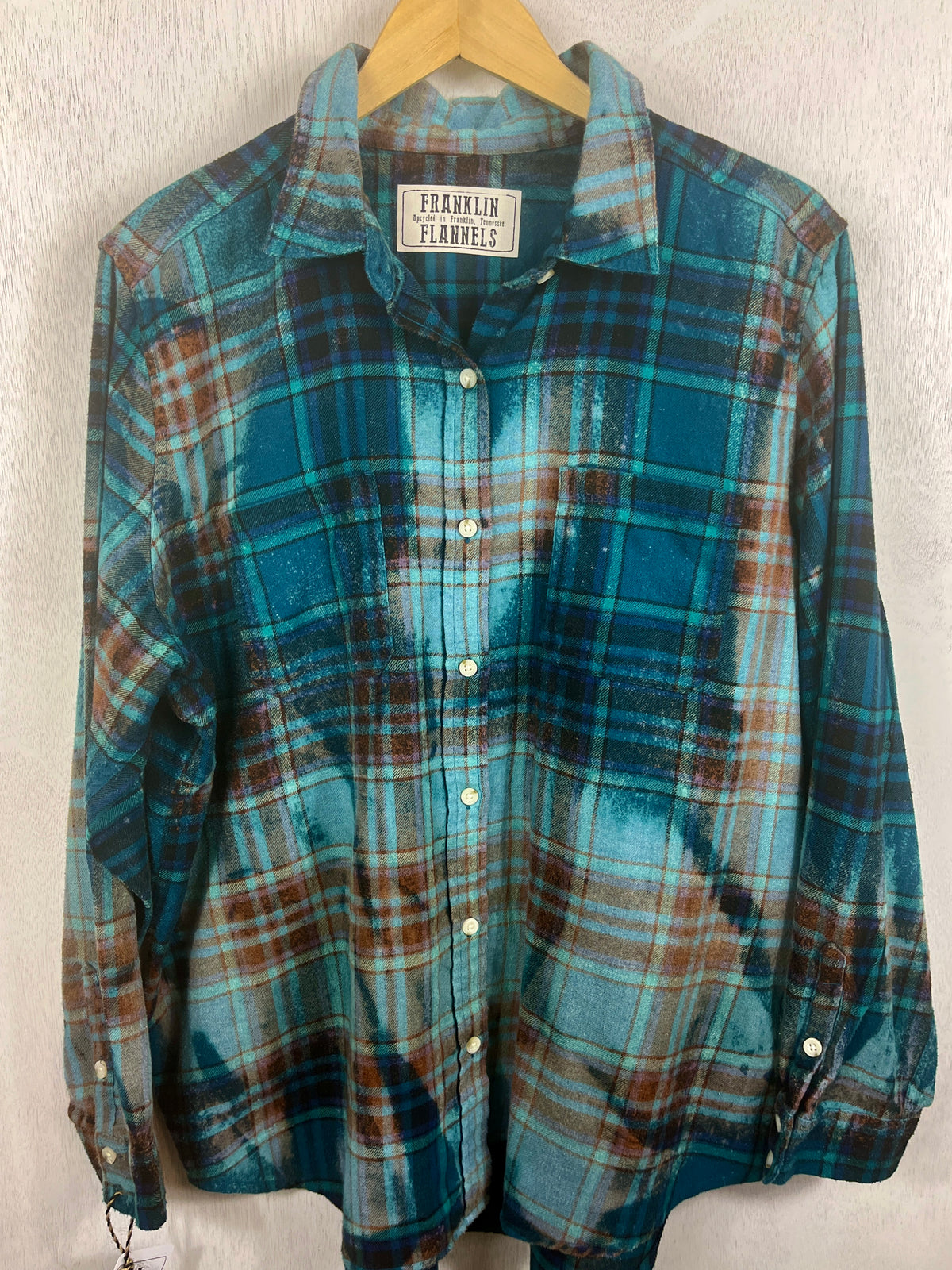 Vintage Turquoise, Royal Blue and Black Flannel Size Large