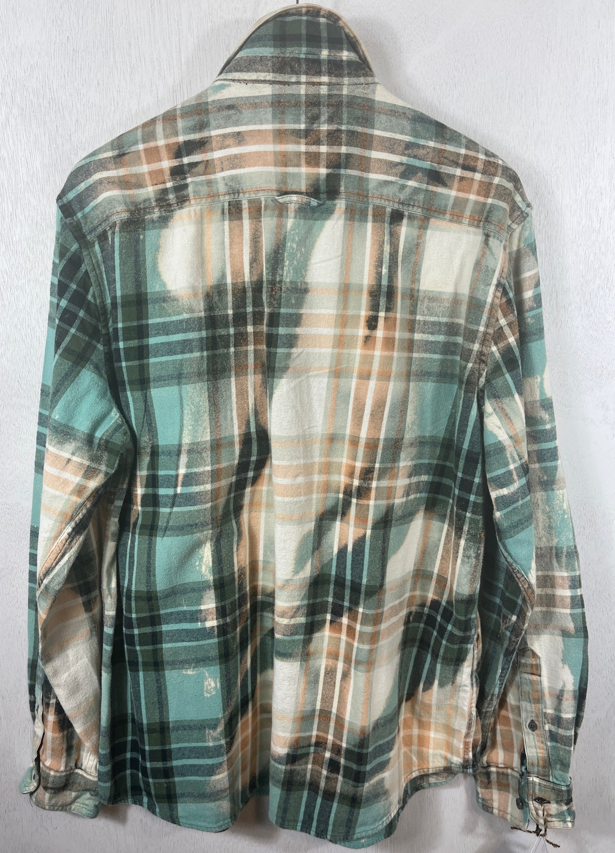 Vintage Teal, Camel, Black and Cream Flannel Size Large