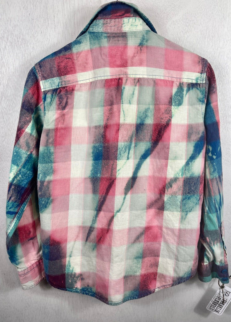 Vintage Turquoise, Pink and White Flannel Size Small