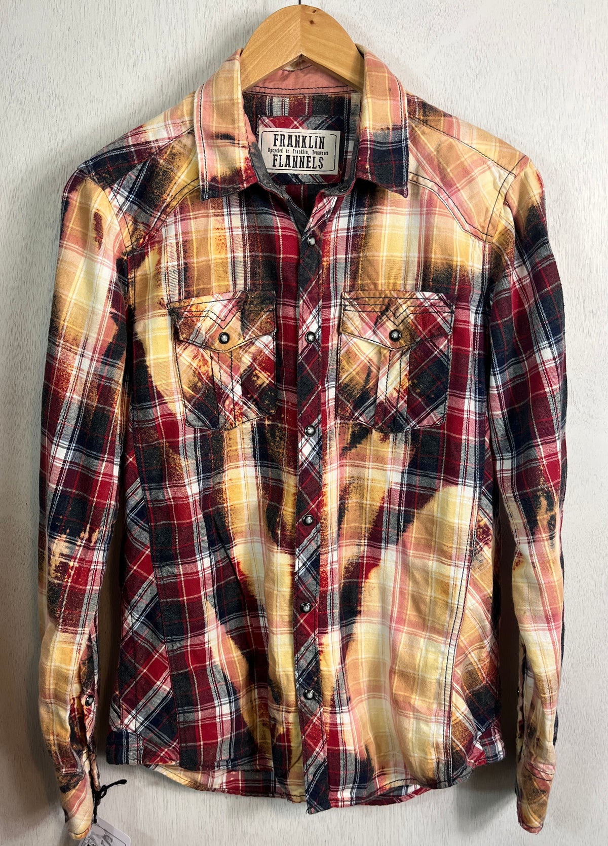 Vintage Western style Red, White, Blue and Gold Lightweight Cotton Size Small