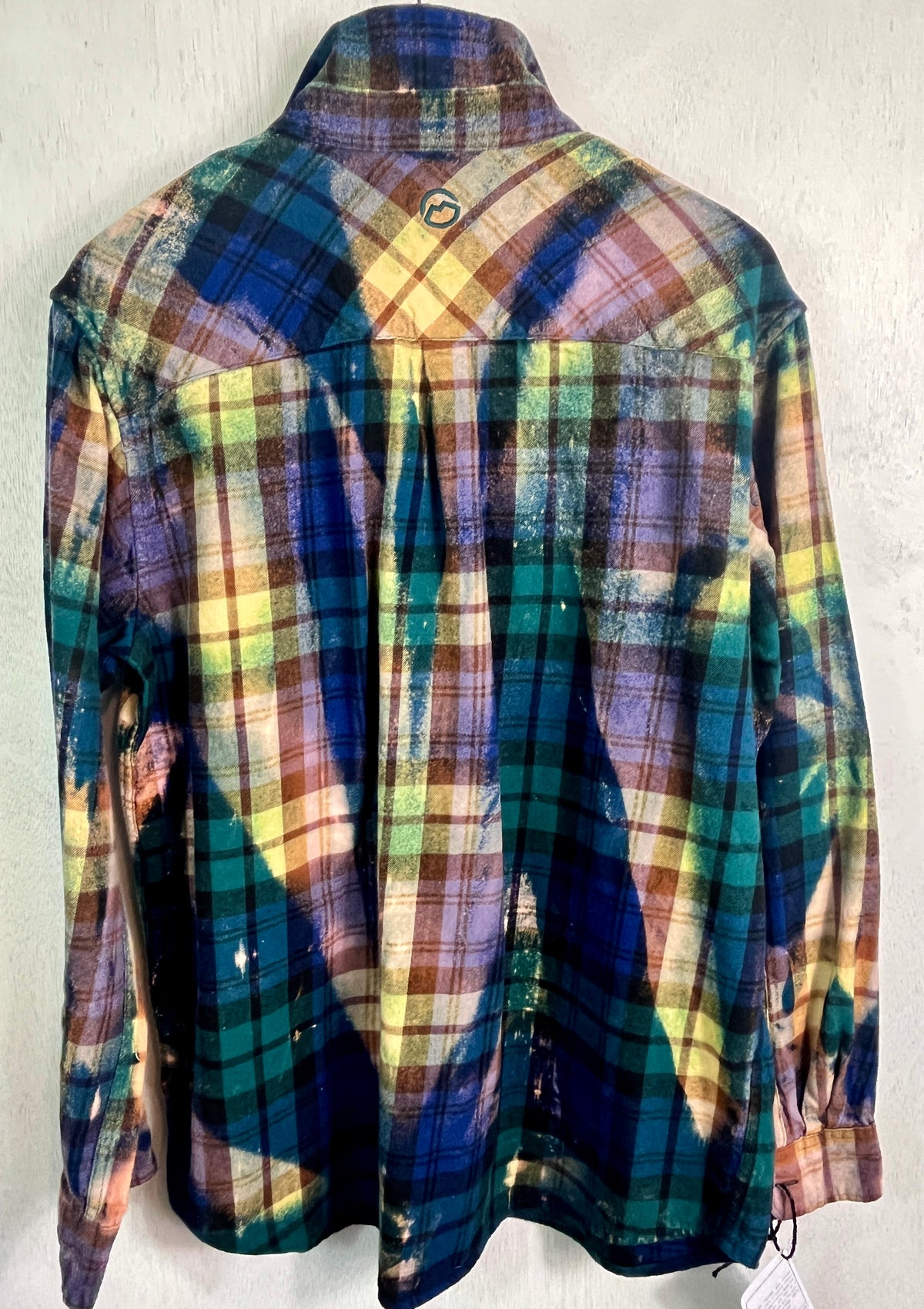 Vintage Forest Green, Navy, Black, Peach and Gold Flannel Size XL