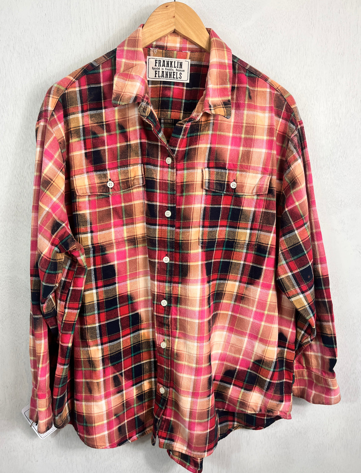 Vintage Pink, Red, Black, White and Peach Flannel Size Large