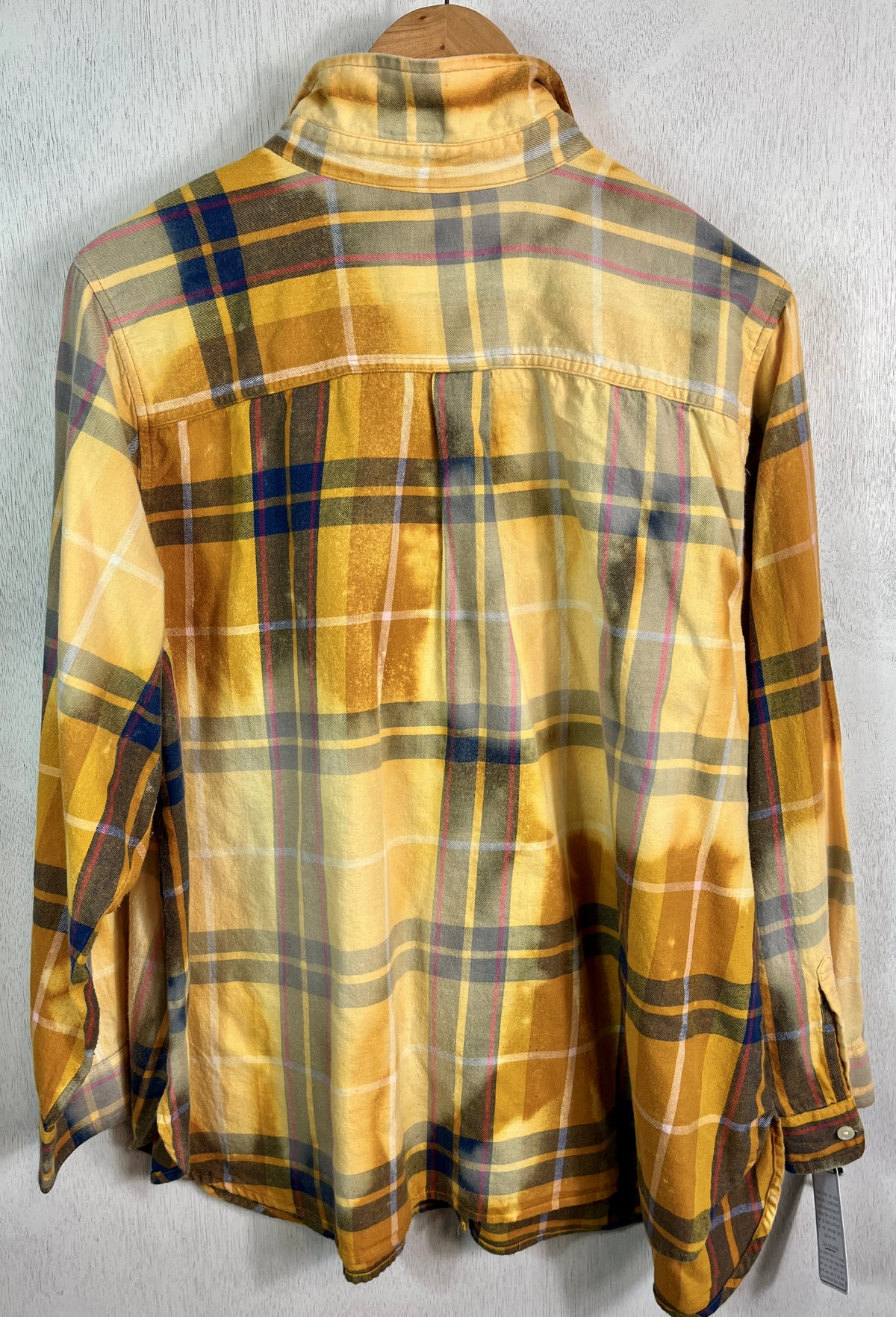 Vintage Mustard Yellow, Navy Blue and White Lightweight Flannel Size XL