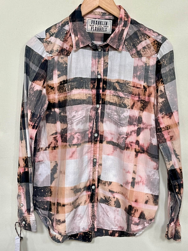 Vintage Western Style Black, White, Grey, Pink and Peach Flannel Size XS