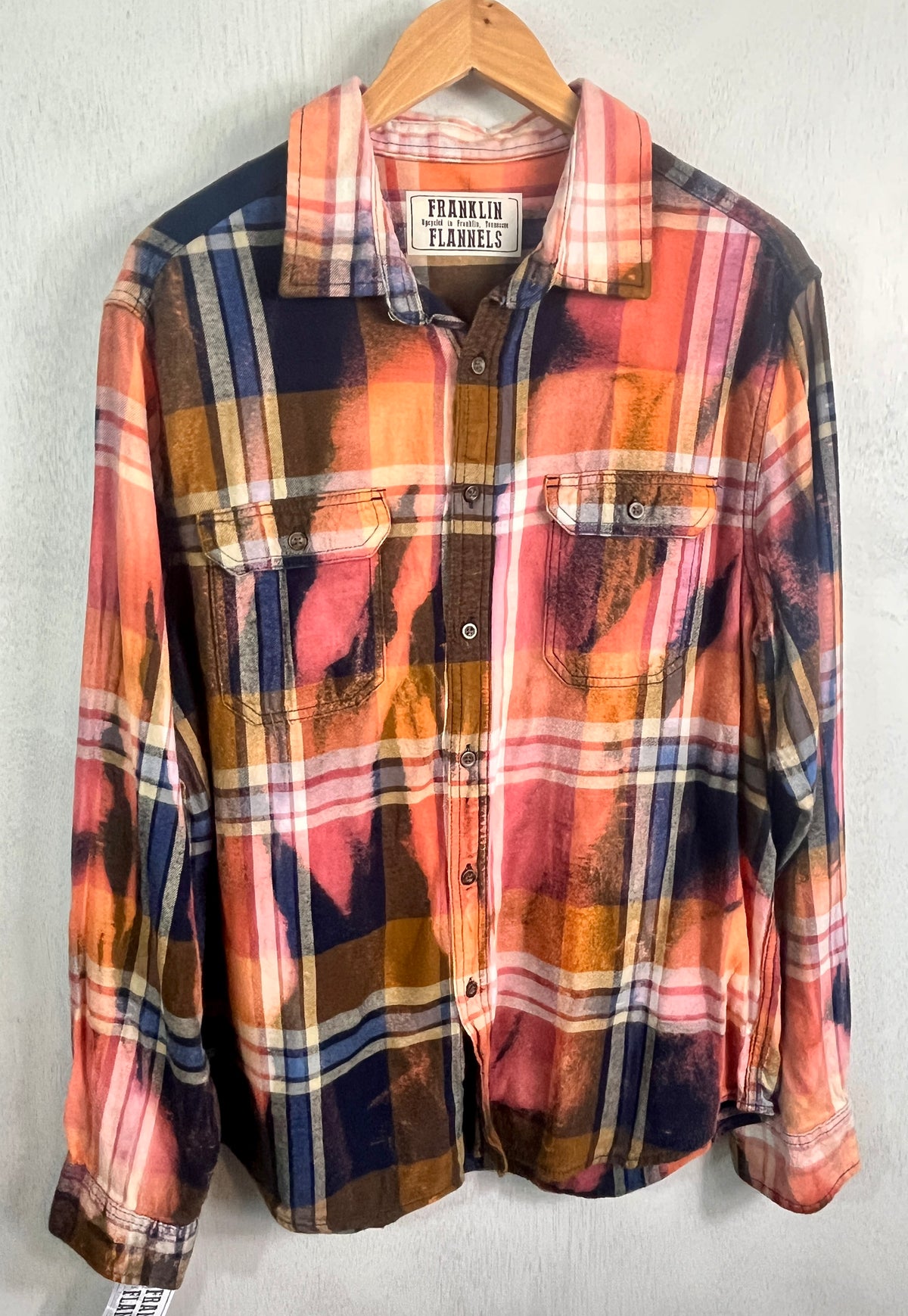 Vintage Pink, Gold, Blue, White and Black Flannel Size Large