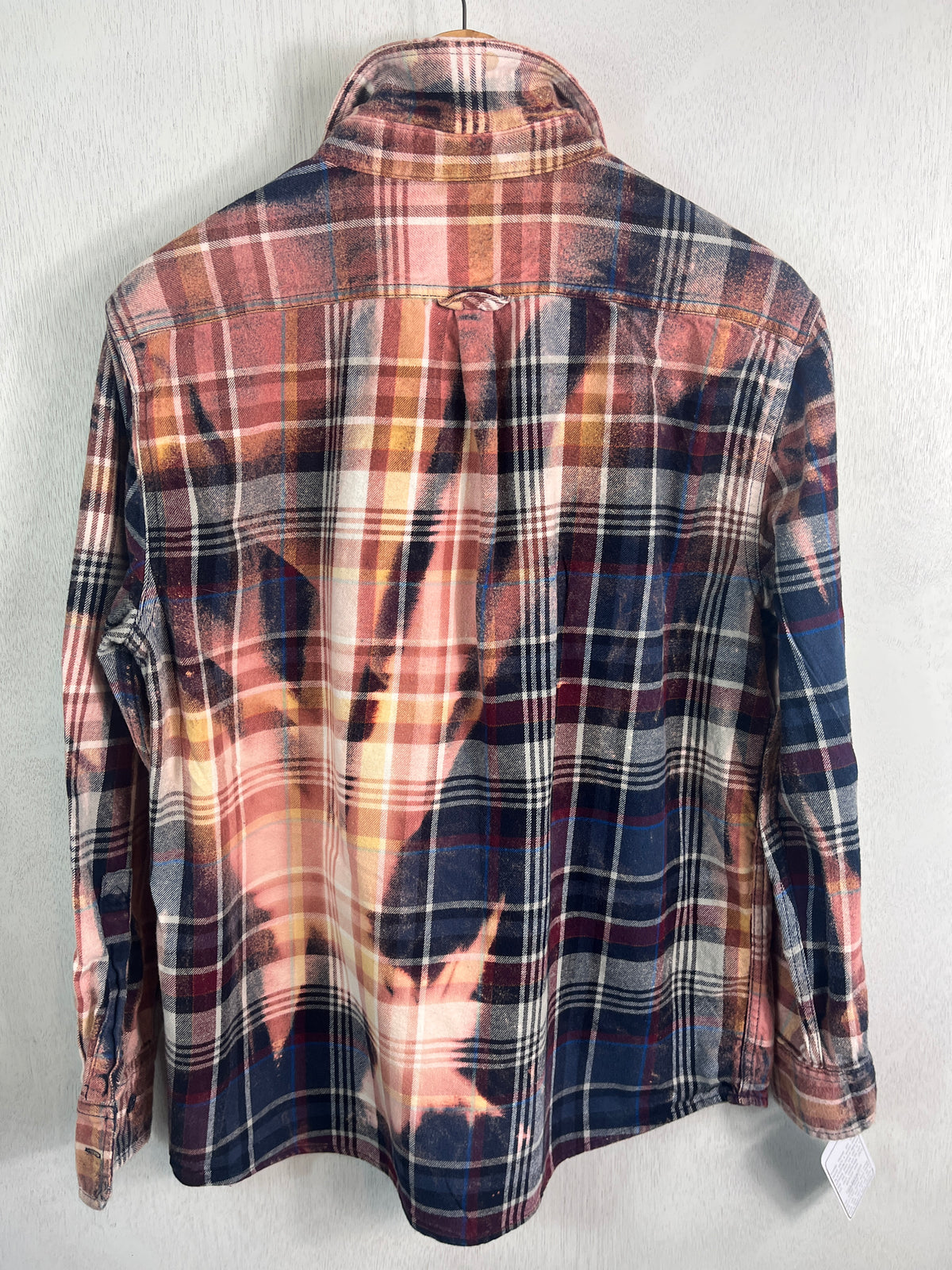 Vintage Pink, Navy, Burgundy and White Flannel Size Medium