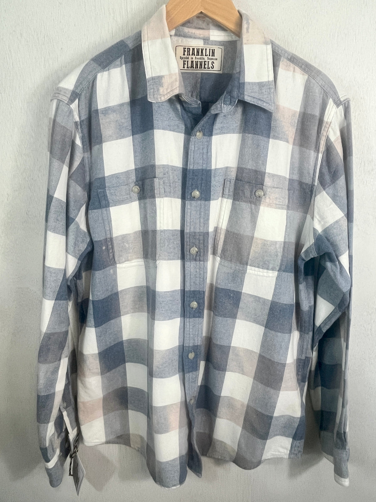 Vintage Light Blue, Grey and White Faded Flannel Size Large