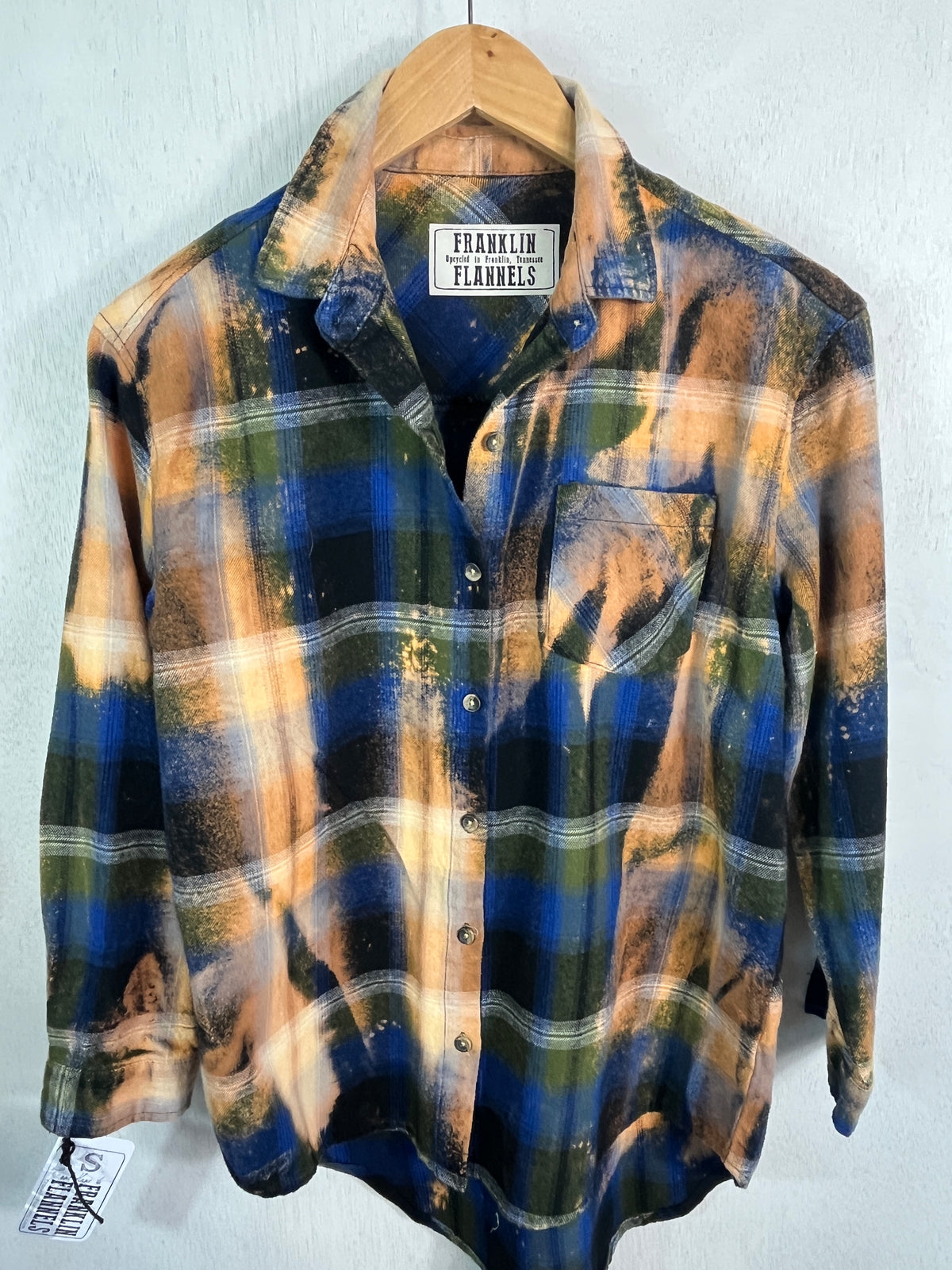 Vintage Royal Blue, Green, Gold and White Flannel Size Small